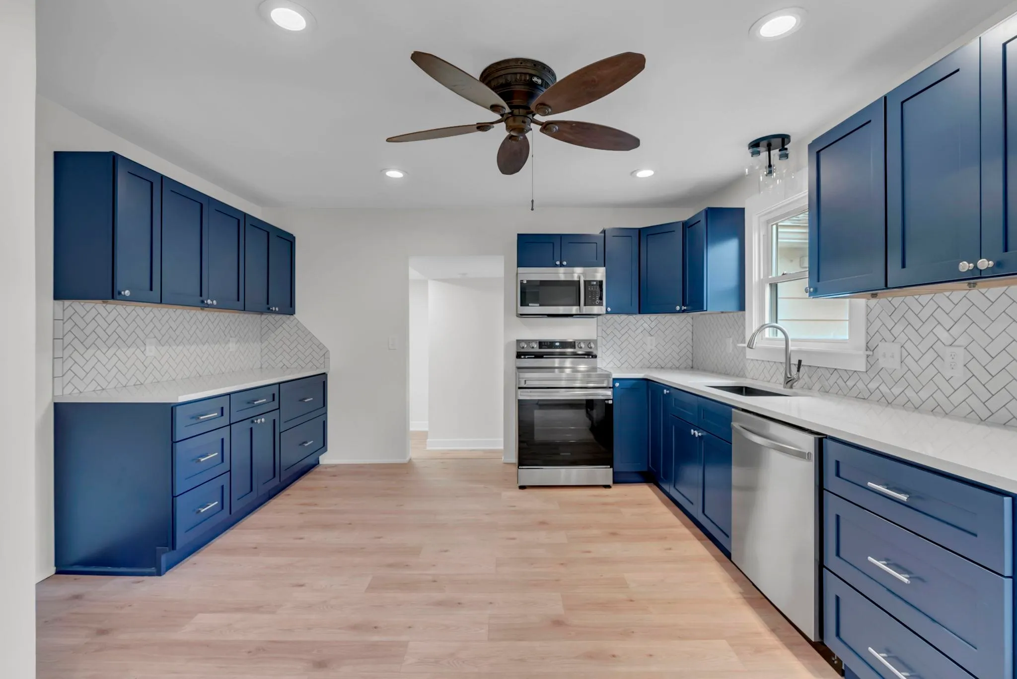 Sedgwick, Kansas 67135, United States, 3 Bedrooms Bedrooms, ,2 BathroomsBathrooms,Residential,Active,147231