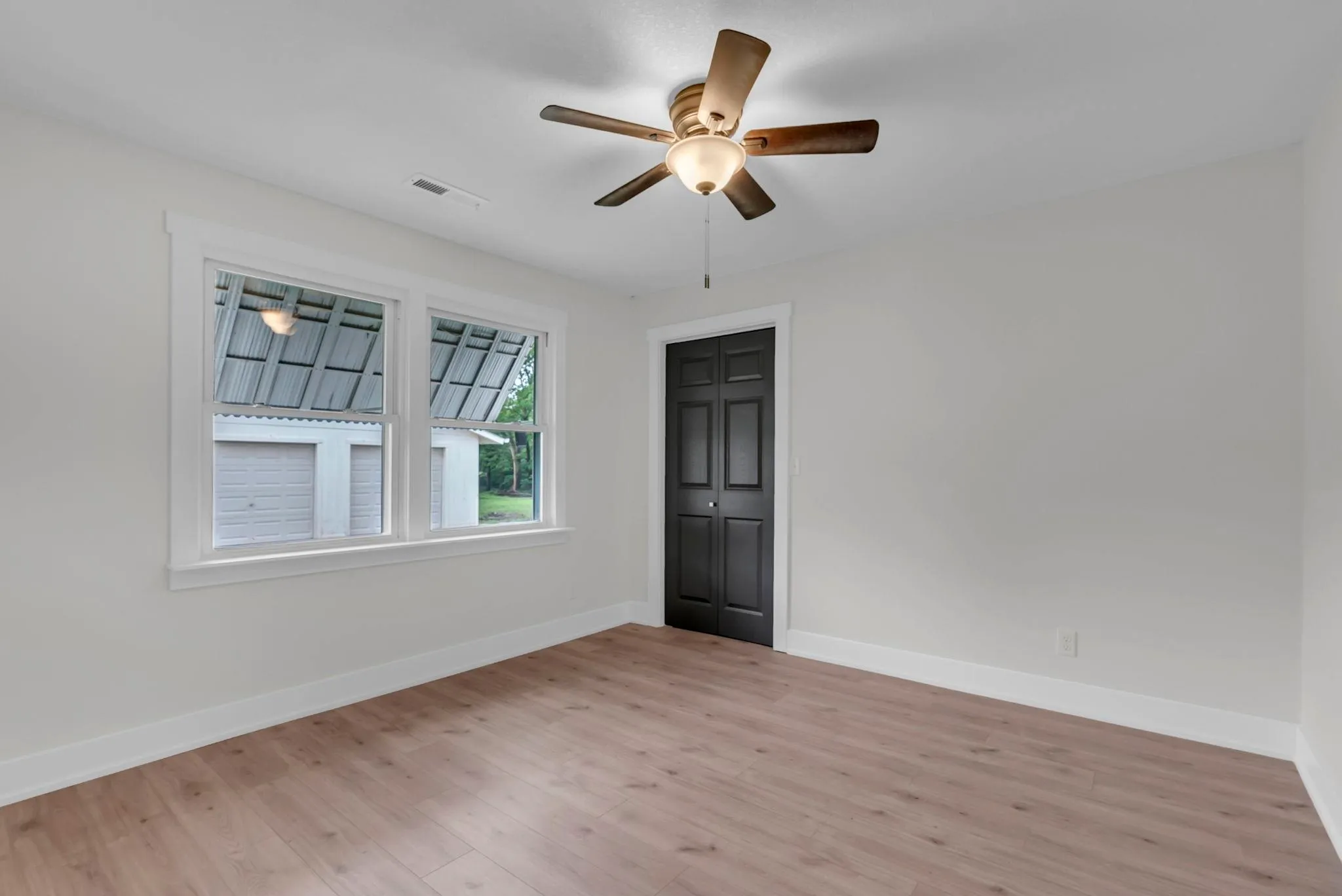 Sedgwick, Kansas 67135, United States, 3 Bedrooms Bedrooms, ,2 BathroomsBathrooms,Residential,Active,147231