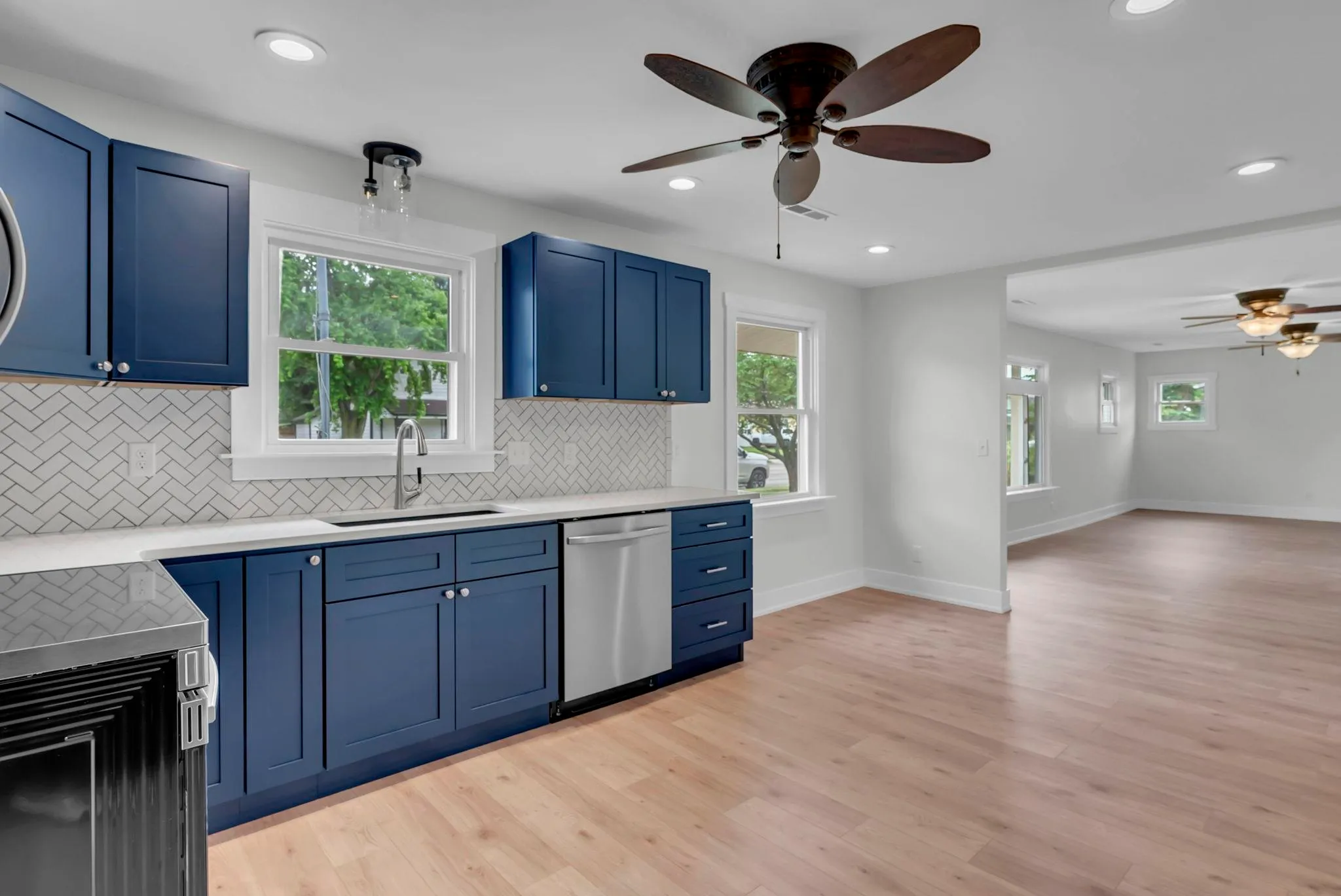 Sedgwick, Kansas 67135, United States, 3 Bedrooms Bedrooms, ,2 BathroomsBathrooms,Residential,Active,147231