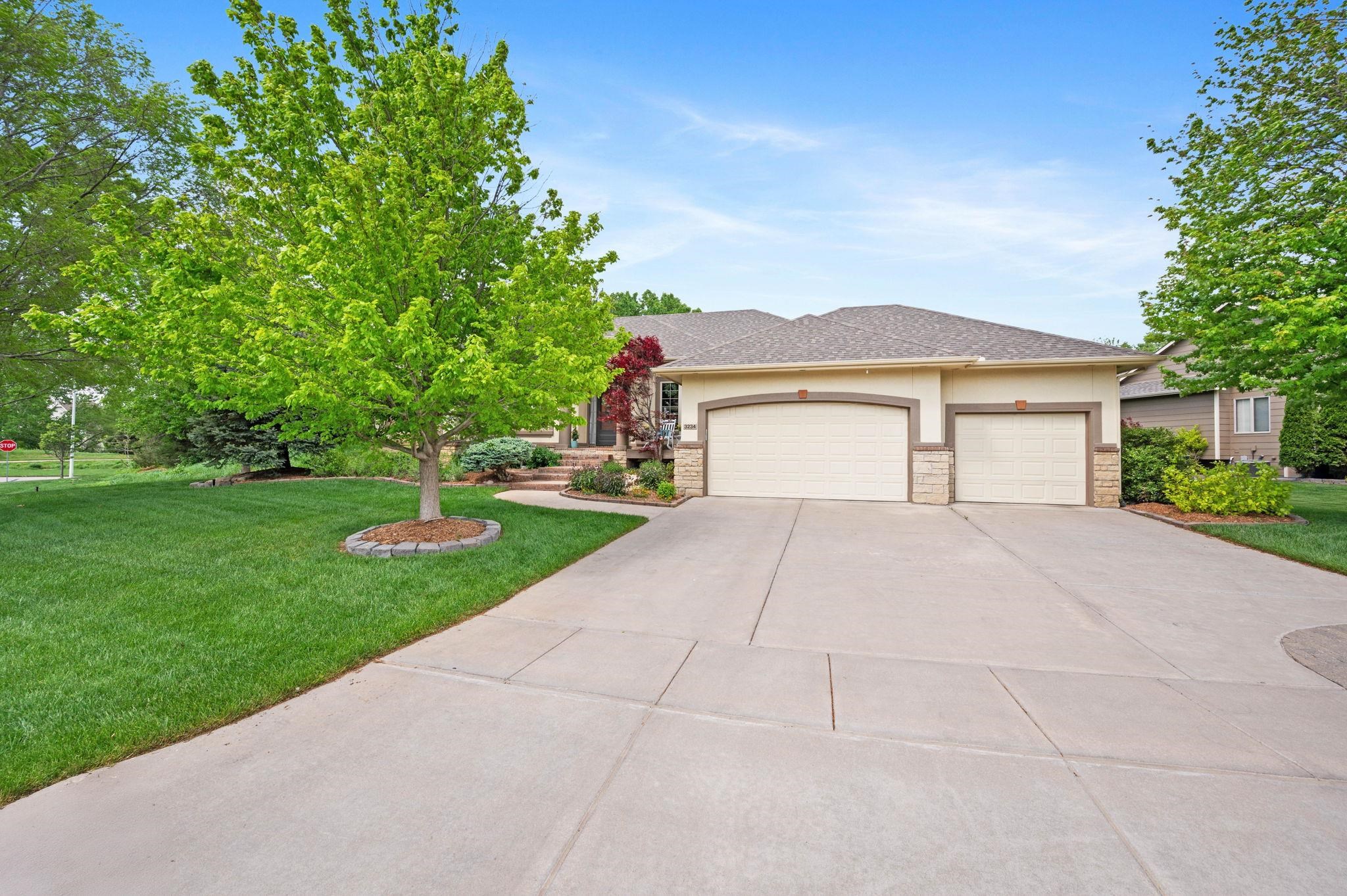 3234 N Brush Creek, Wichita, Kansas image 2