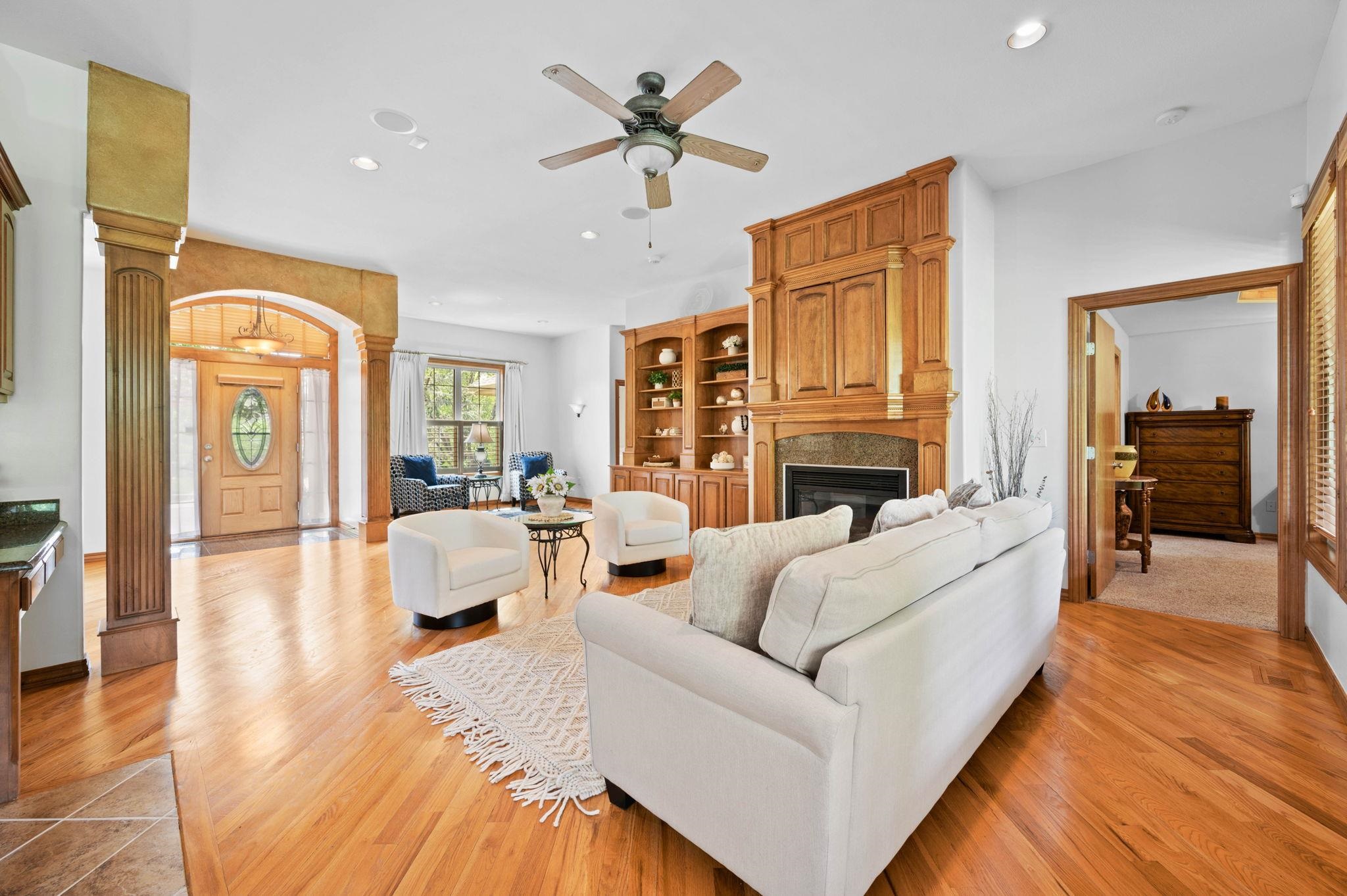 3234 N Brush Creek, Wichita, Kansas image 6