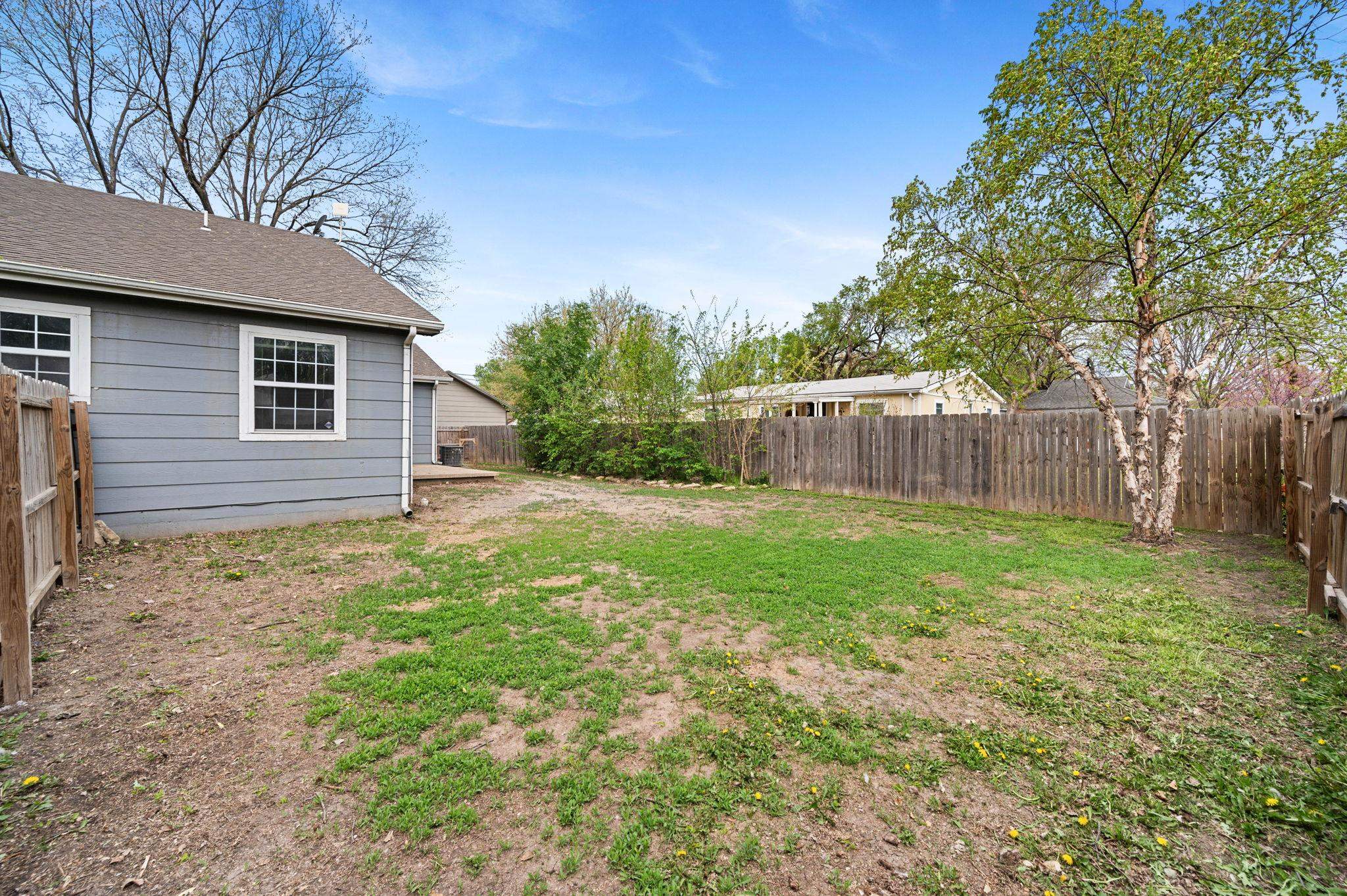 226 E 1st St, Douglass, Kansas image 28
