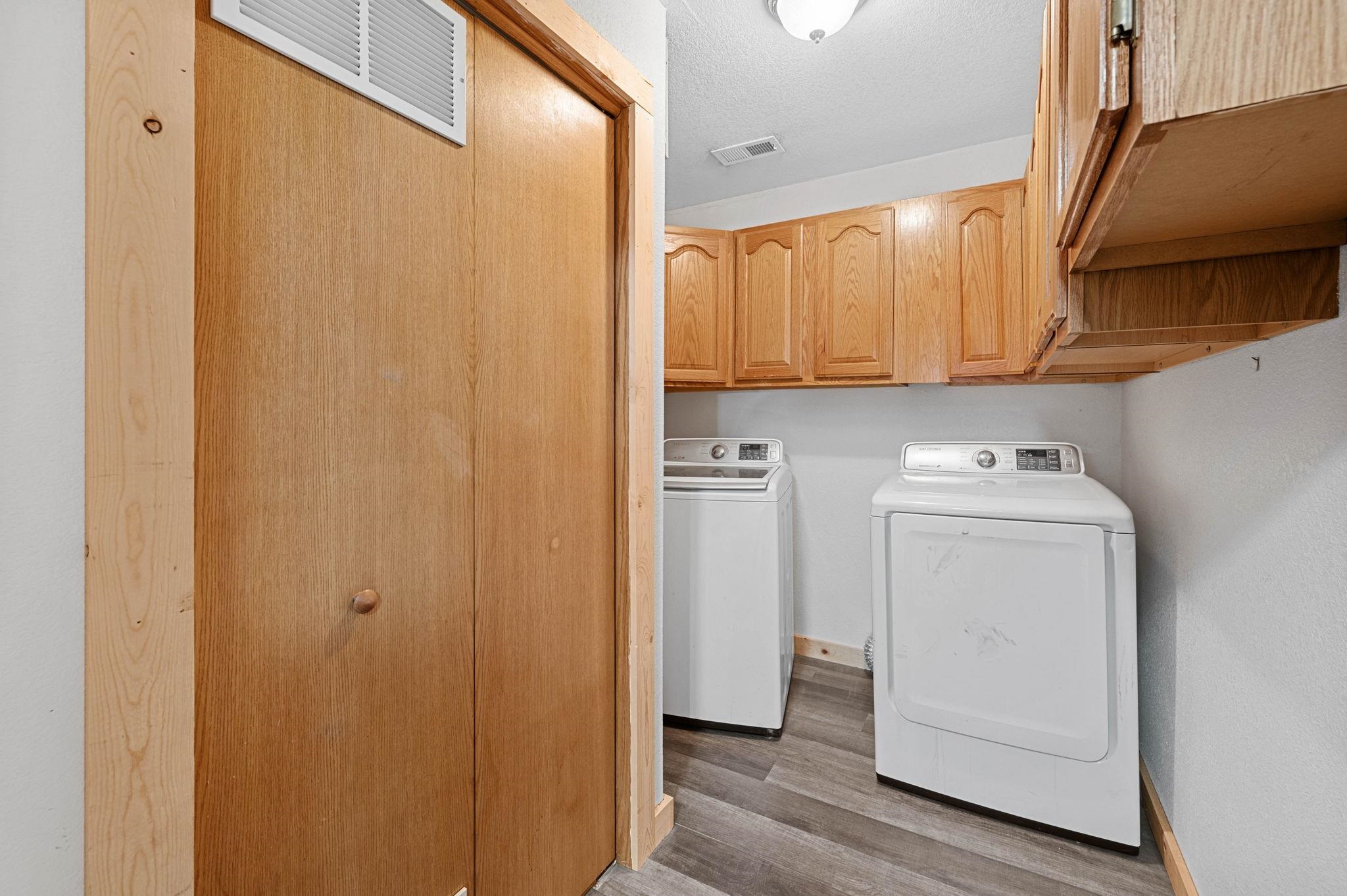 226 E 1st St, Douglass, Kansas image 20