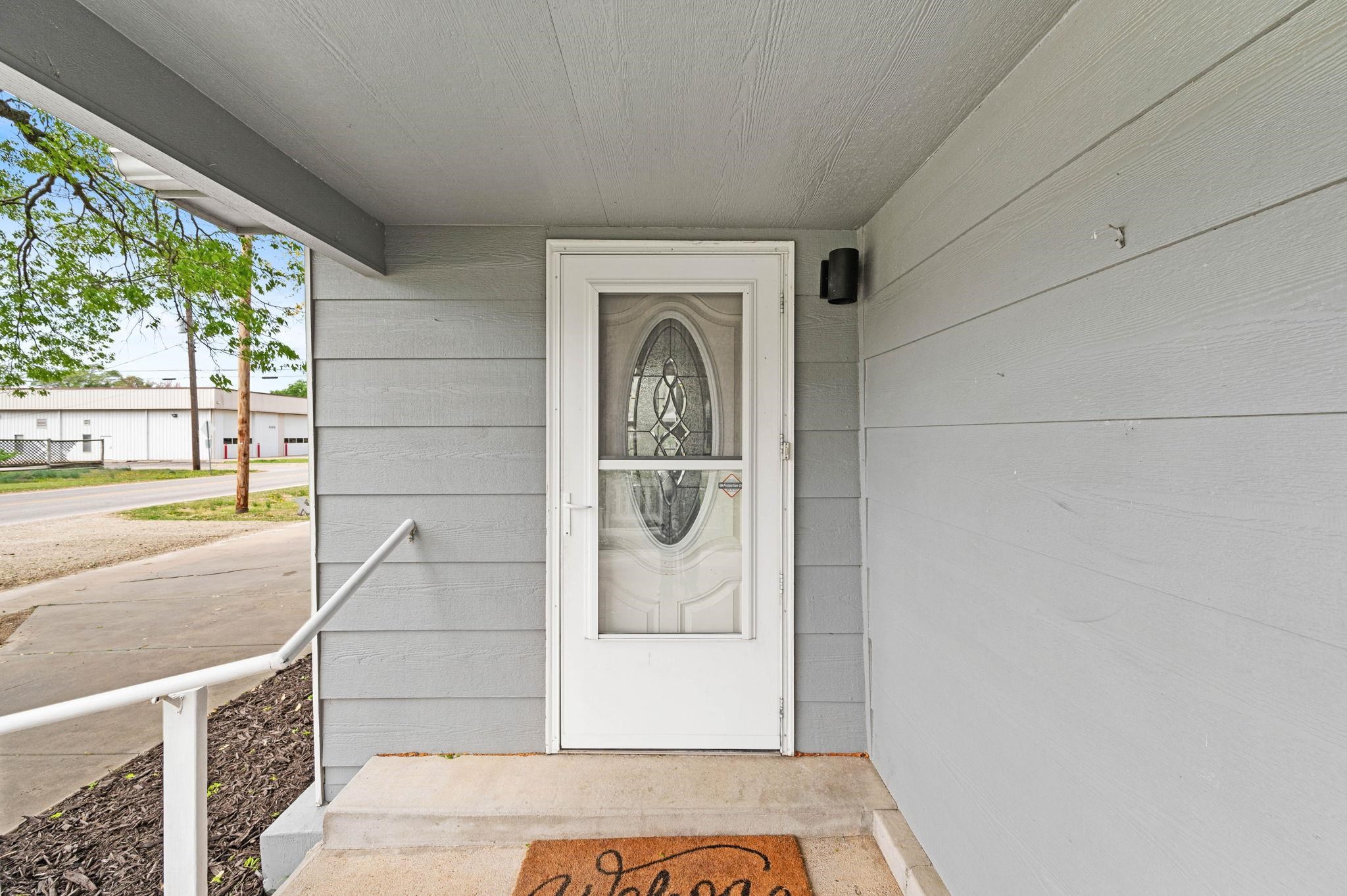 226 E 1st St, Douglass, Kansas image 2