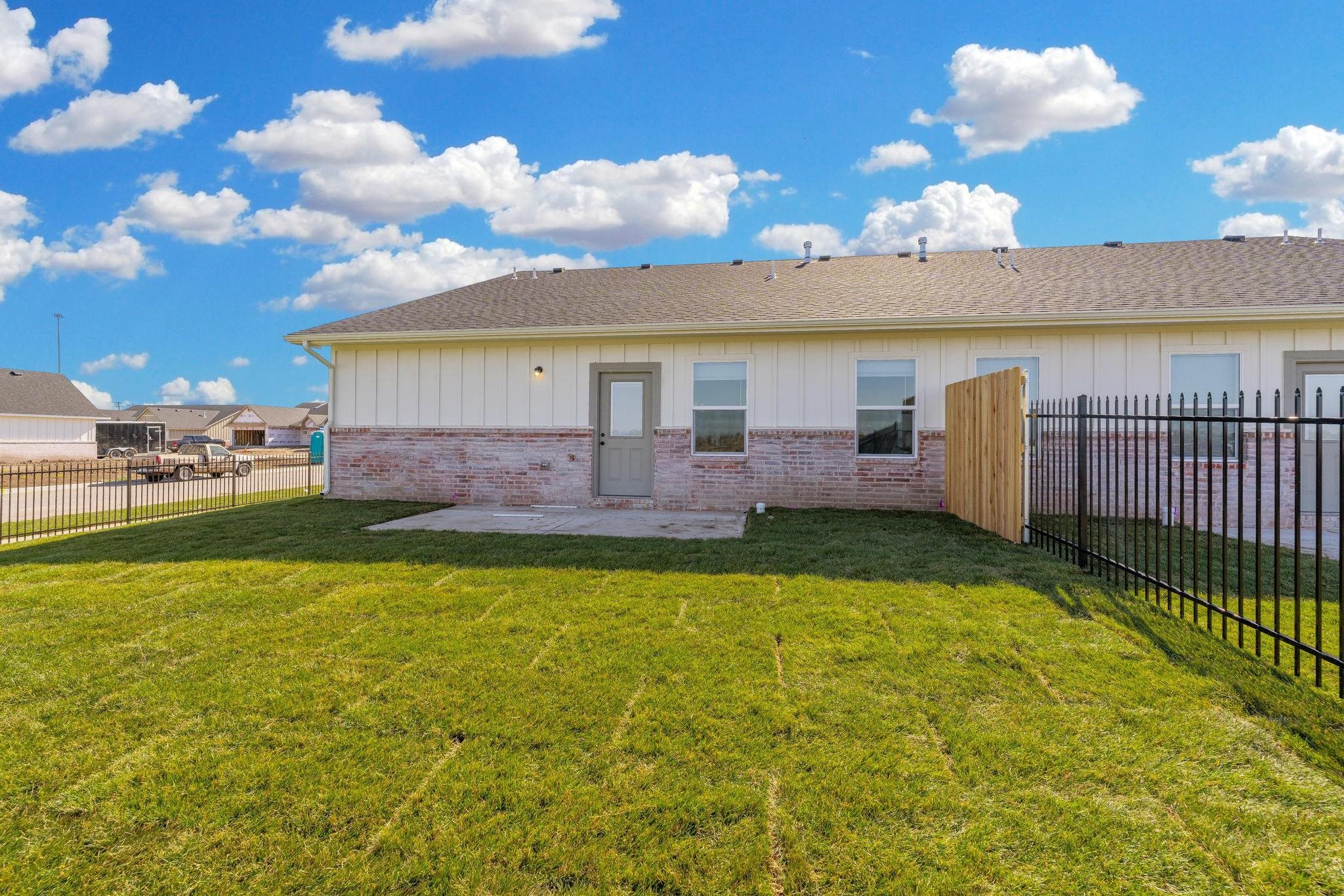 2338 S Spring Hill Ct, Goddard, Kansas image 33