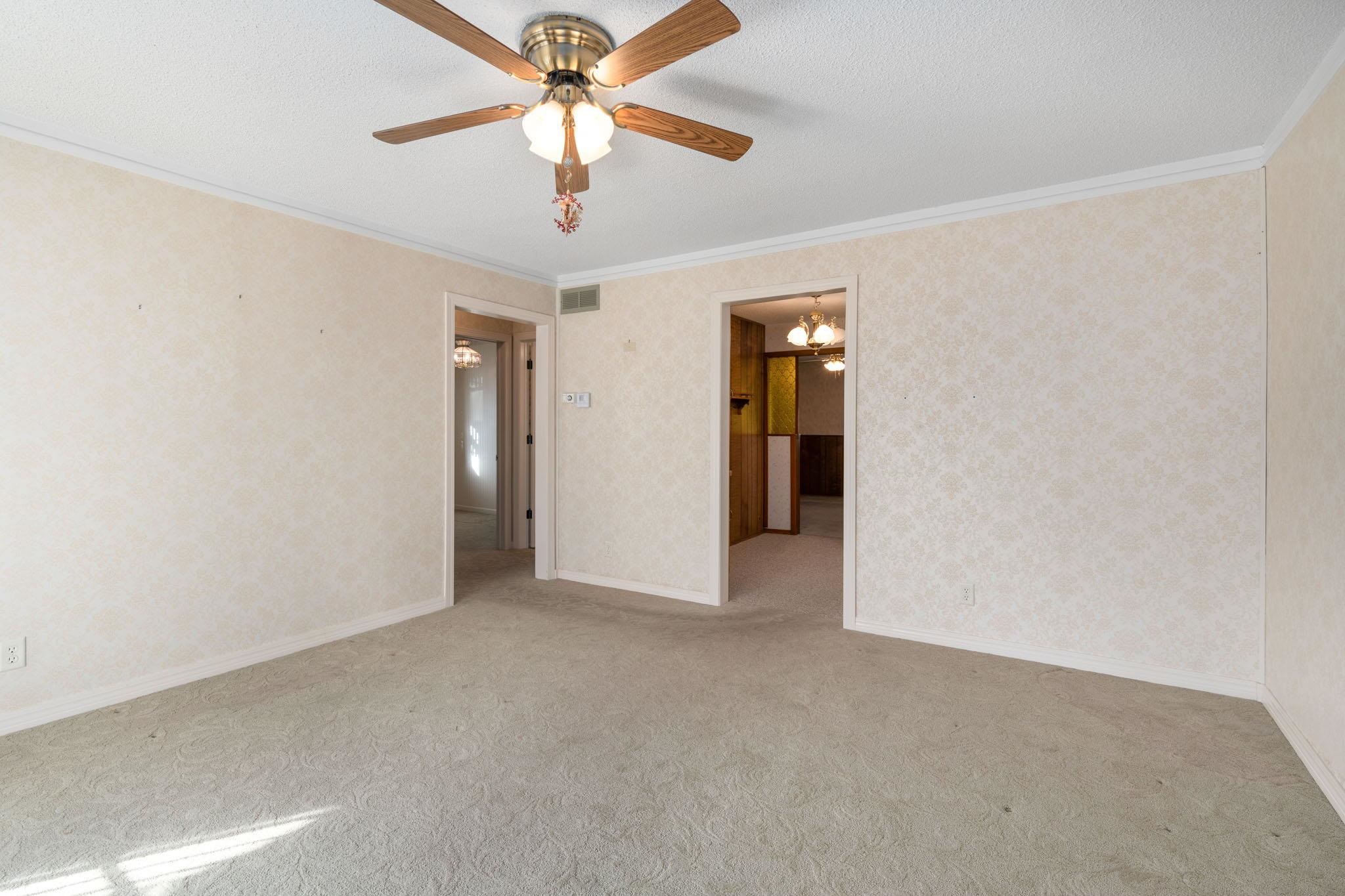 Wichita, Kansas 67216, United States, 3 Bedrooms Bedrooms, ,2 BathroomsBathrooms,Residential,Pending,67526