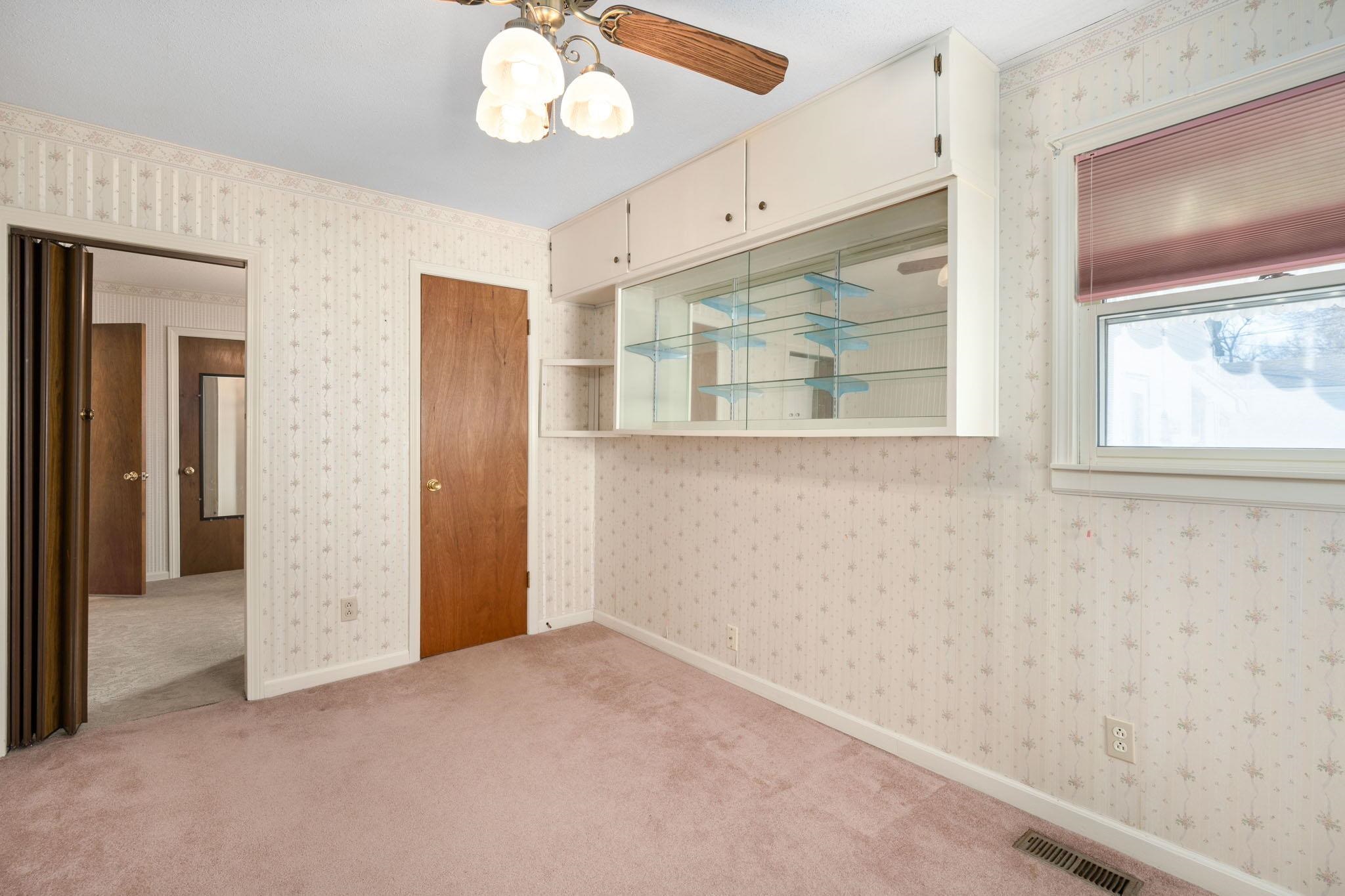 Wichita, Kansas 67216, United States, 3 Bedrooms Bedrooms, ,2 BathroomsBathrooms,Residential,Pending,67526