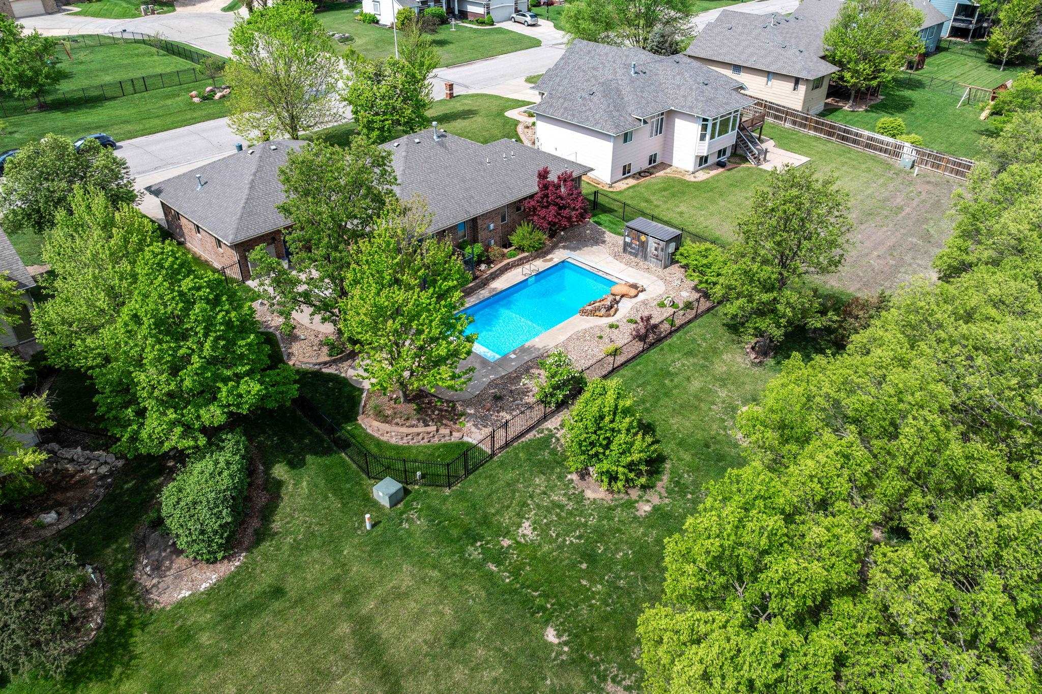 15806 E Woodcreek St, Wichita, Kansas image 33