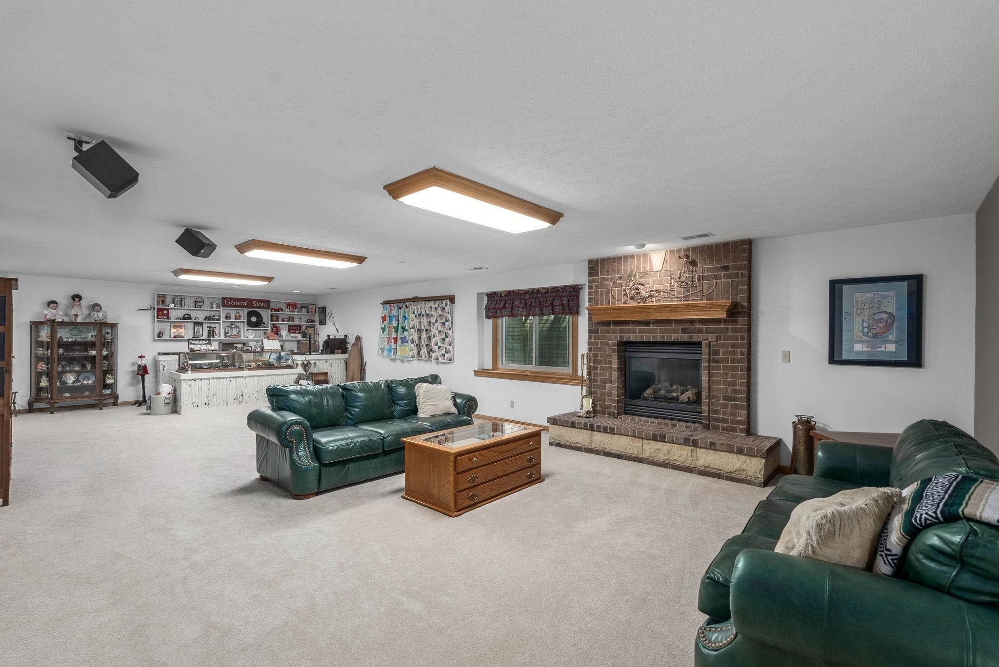 15806 E Woodcreek St, Wichita, Kansas image 19