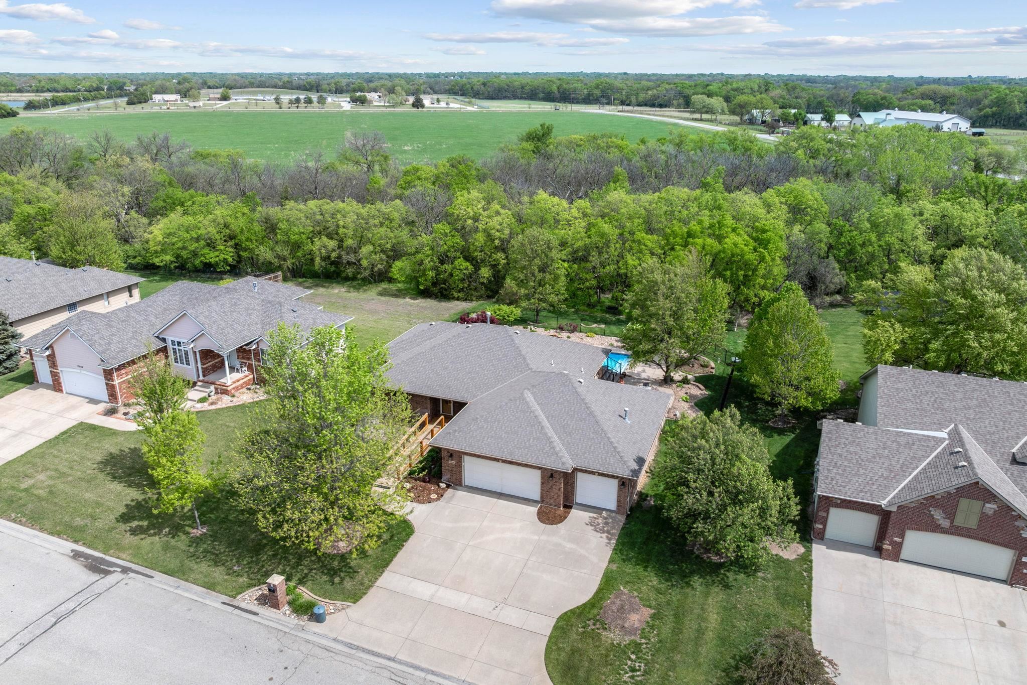 15806 E Woodcreek St, Wichita, Kansas image 36