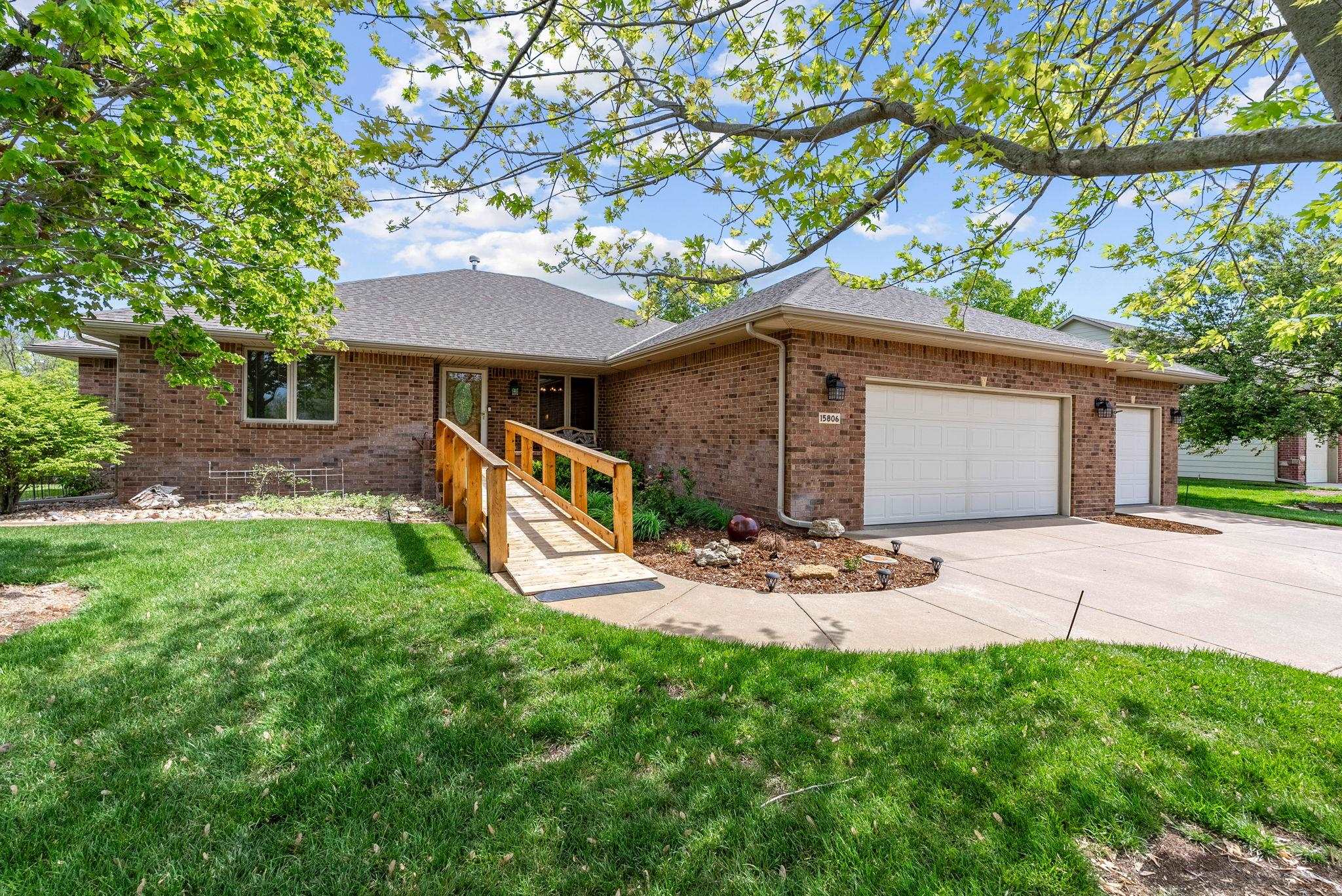 15806 E Woodcreek St, Wichita, Kansas image 1