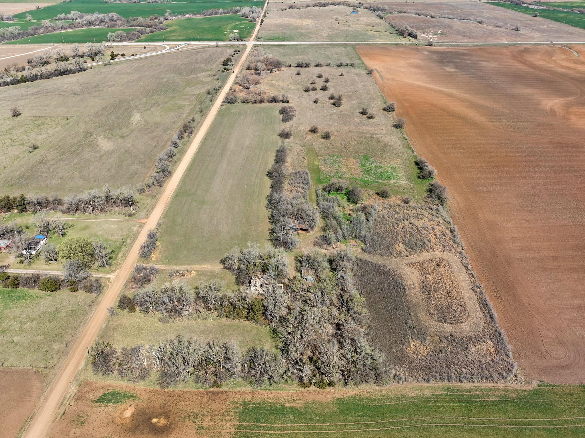 00000 N Blackstone Rd, Milton, Kansas image 1