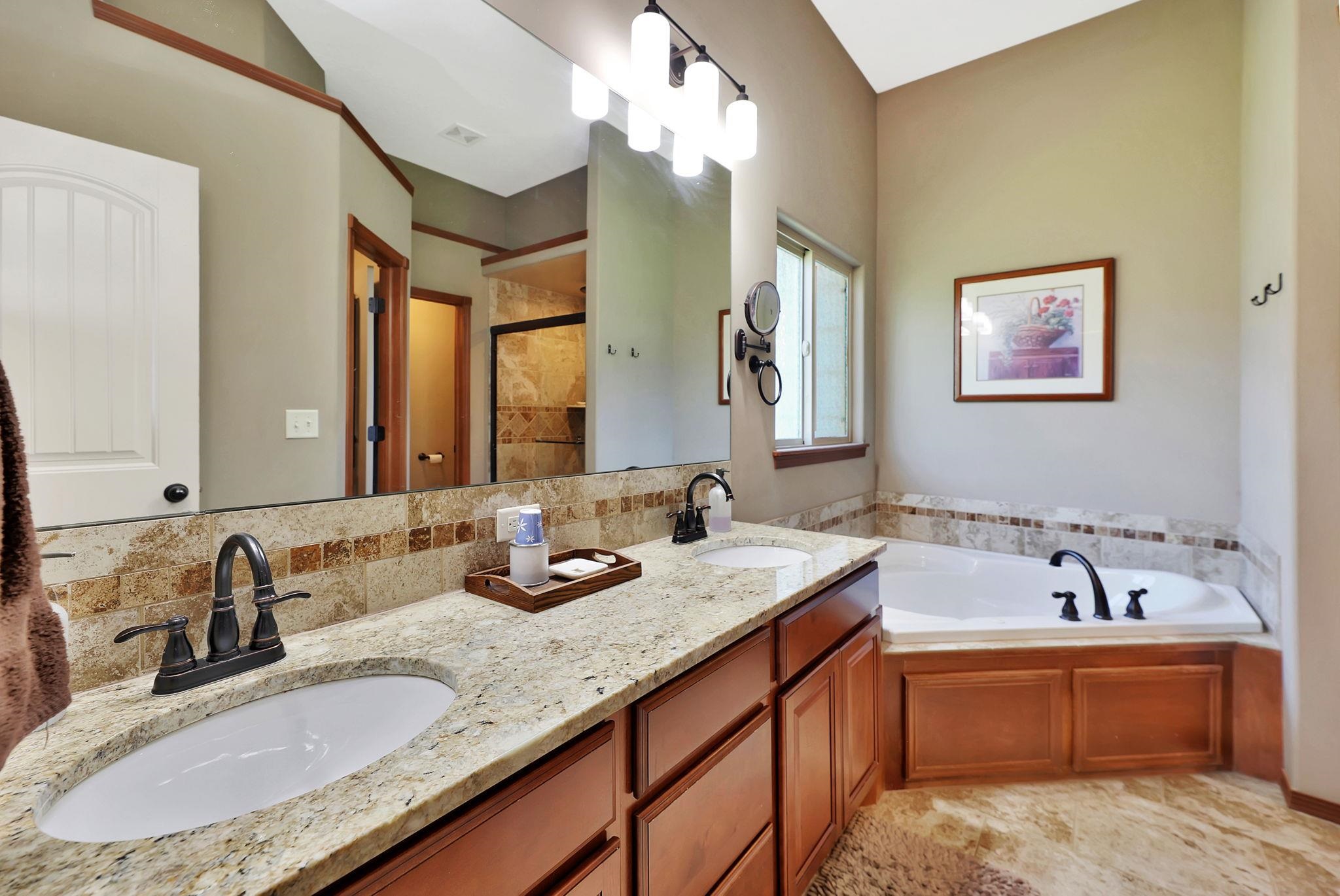1131 N High Park Dr, Derby, Kansas image 18