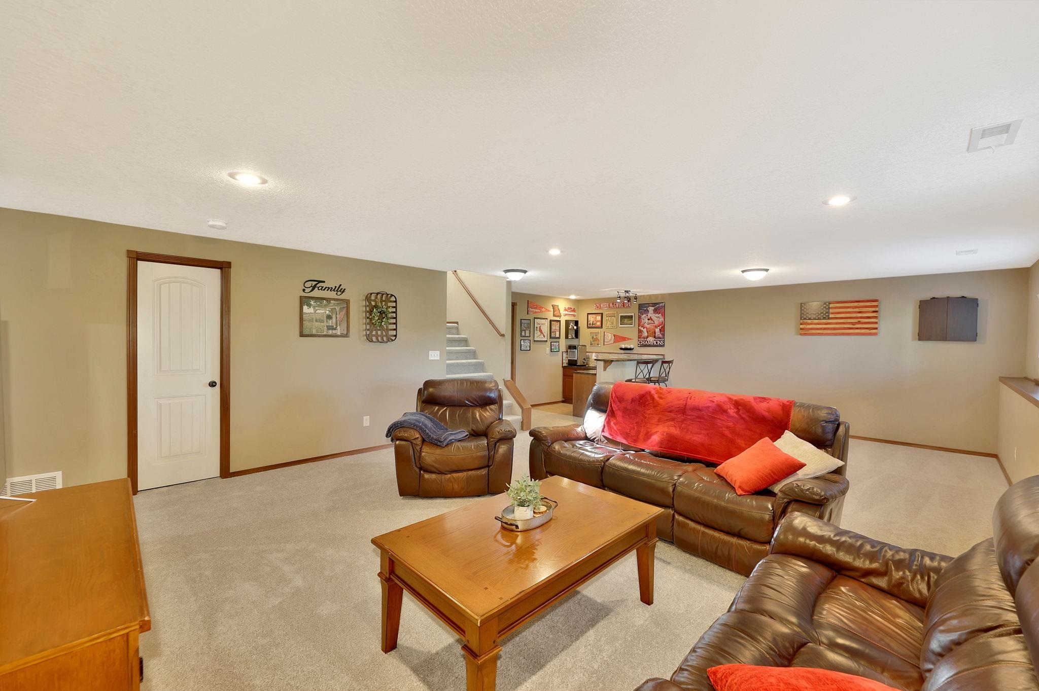 1131 N High Park Dr, Derby, Kansas image 24