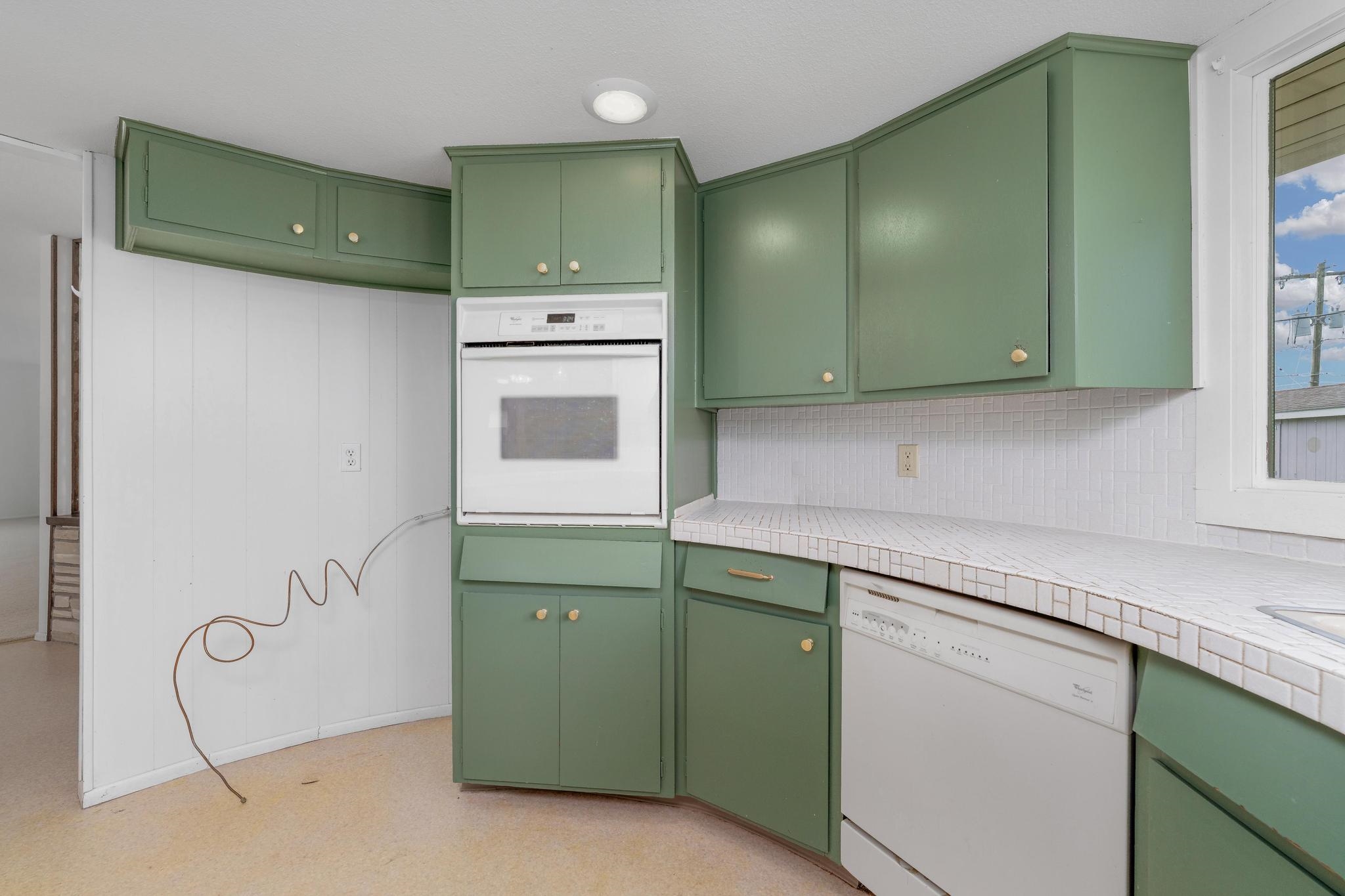201 W Juniper St, Hillsboro, Virginia image 16