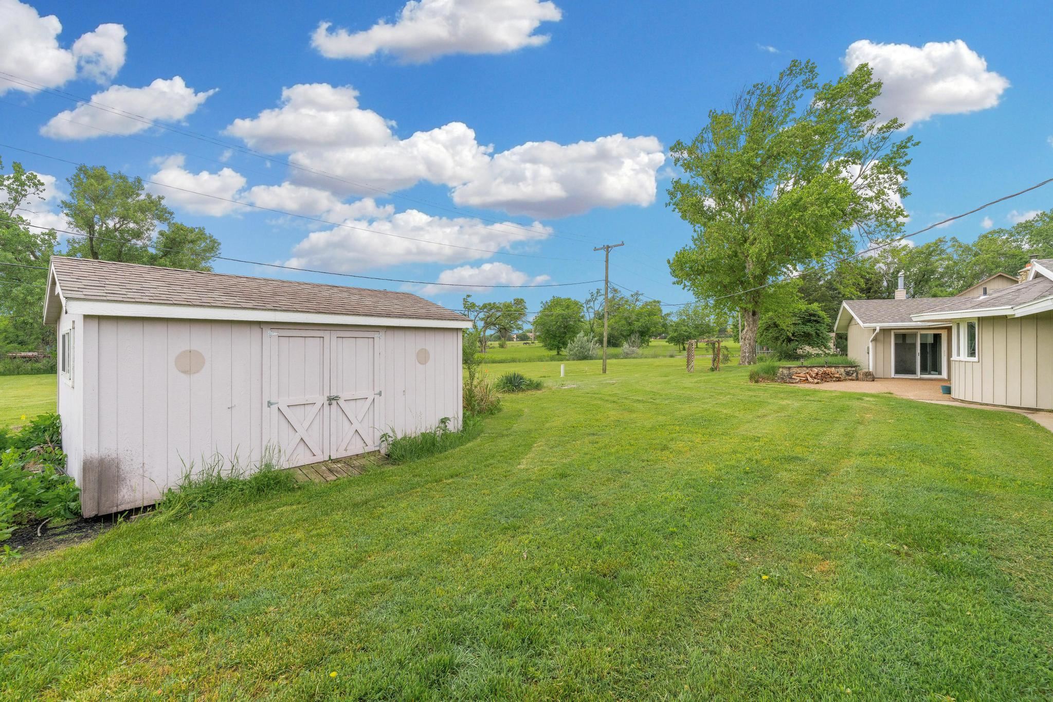 201 W Juniper St, Hillsboro, Virginia image 34