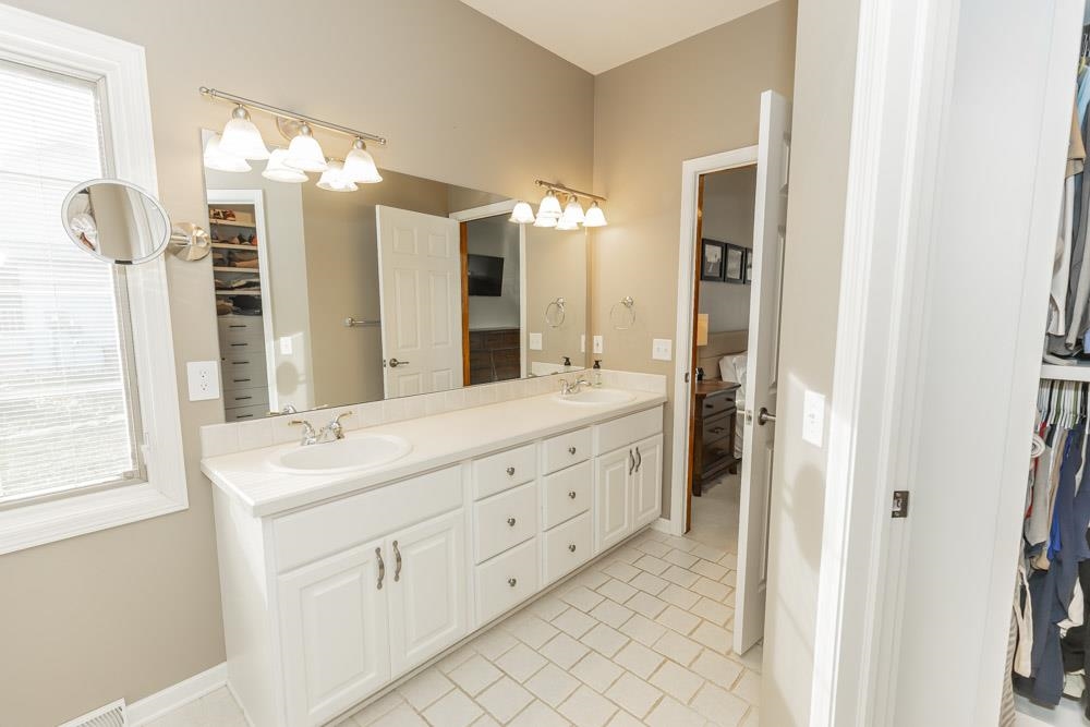 2539 Aberdeen Ln, Salina, Kansas image 16