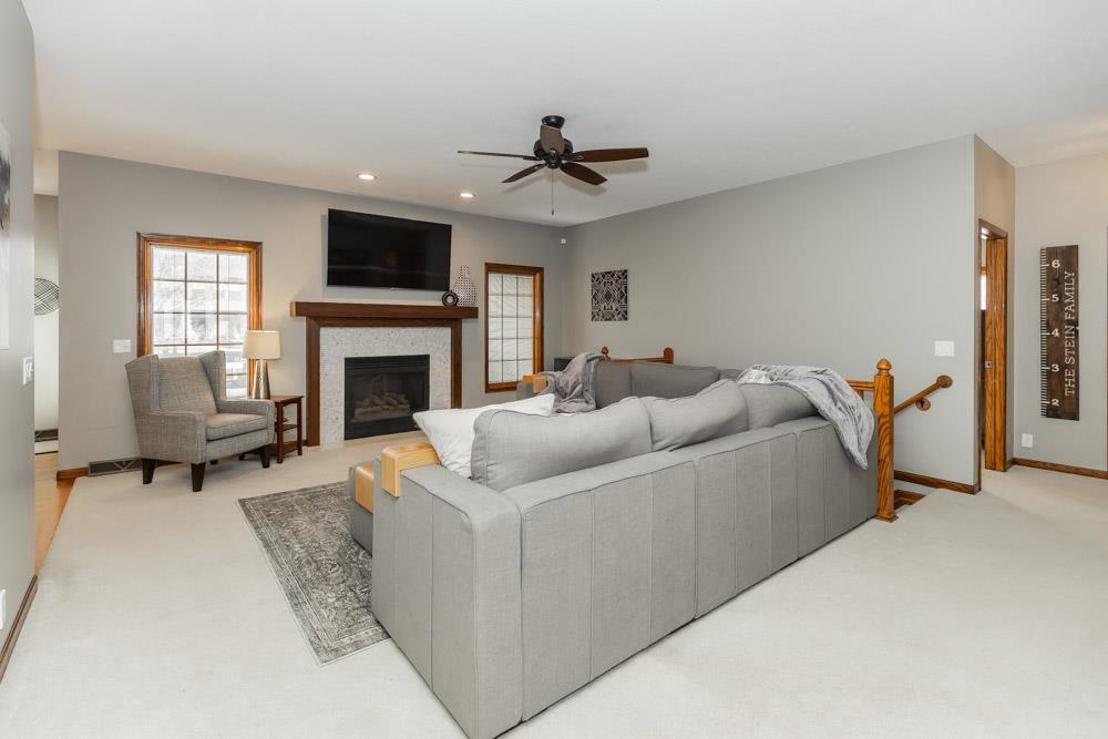 2539 Aberdeen Ln, Salina, Kansas image 2