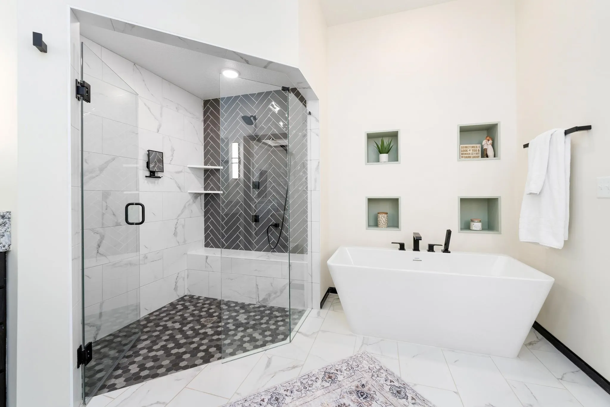 Derby, Kansas 67037, United States, 5 Bedrooms Bedrooms, ,3 BathroomsBathrooms,Residential,Pending,53773