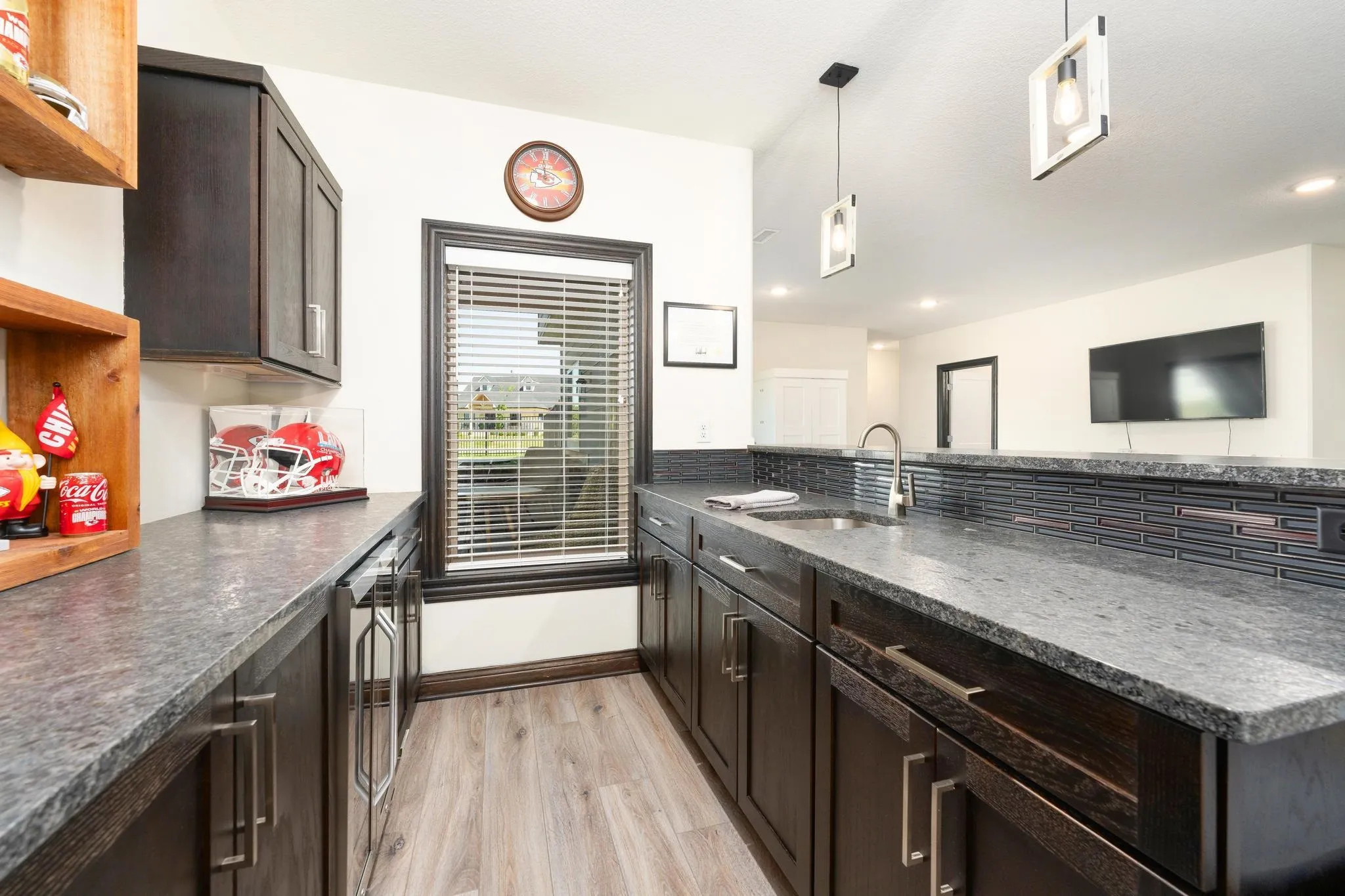 Derby, Kansas 67037, United States, 5 Bedrooms Bedrooms, ,3 BathroomsBathrooms,Residential,Pending,53773