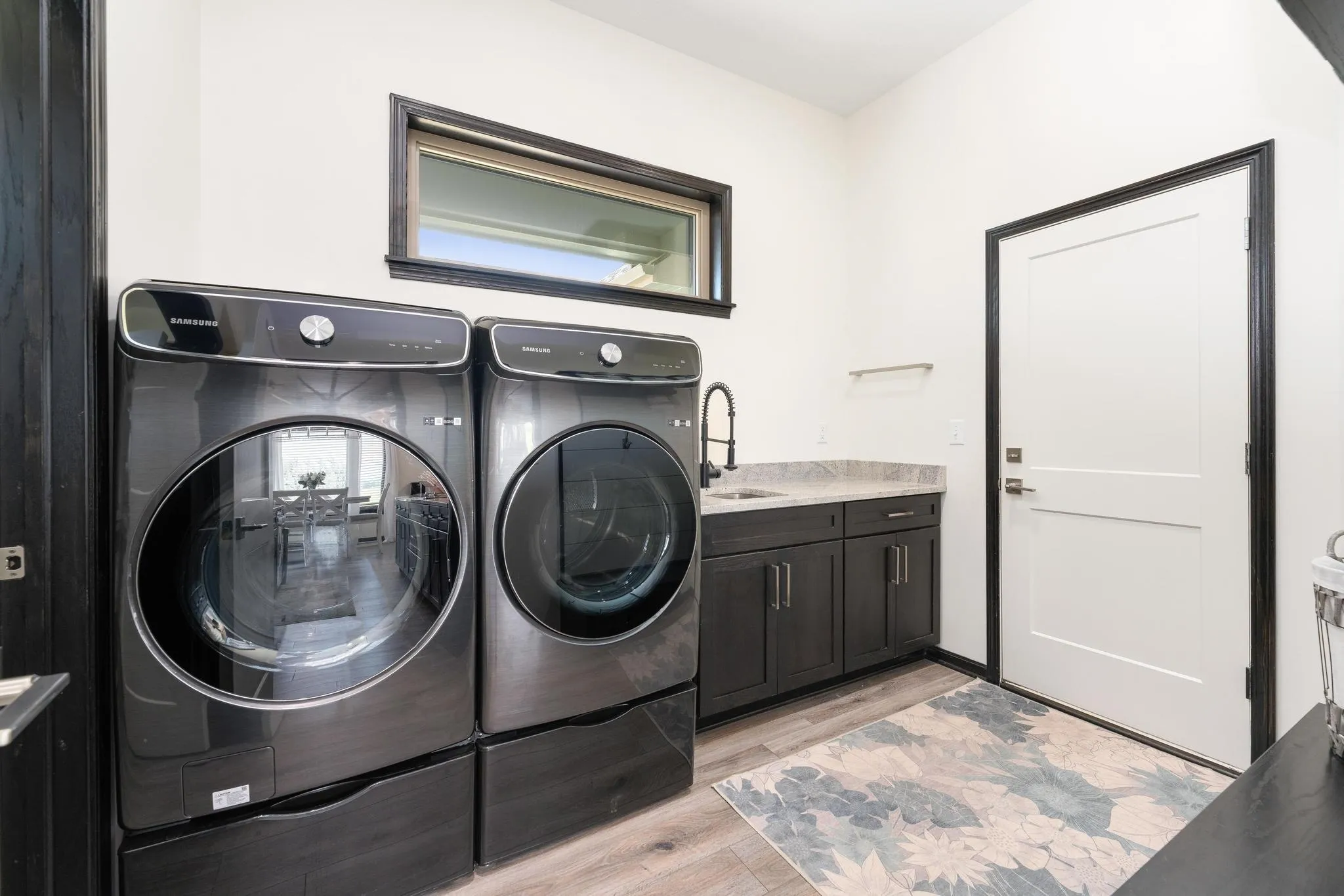 Derby, Kansas 67037, United States, 5 Bedrooms Bedrooms, ,3 BathroomsBathrooms,Residential,Pending,53773