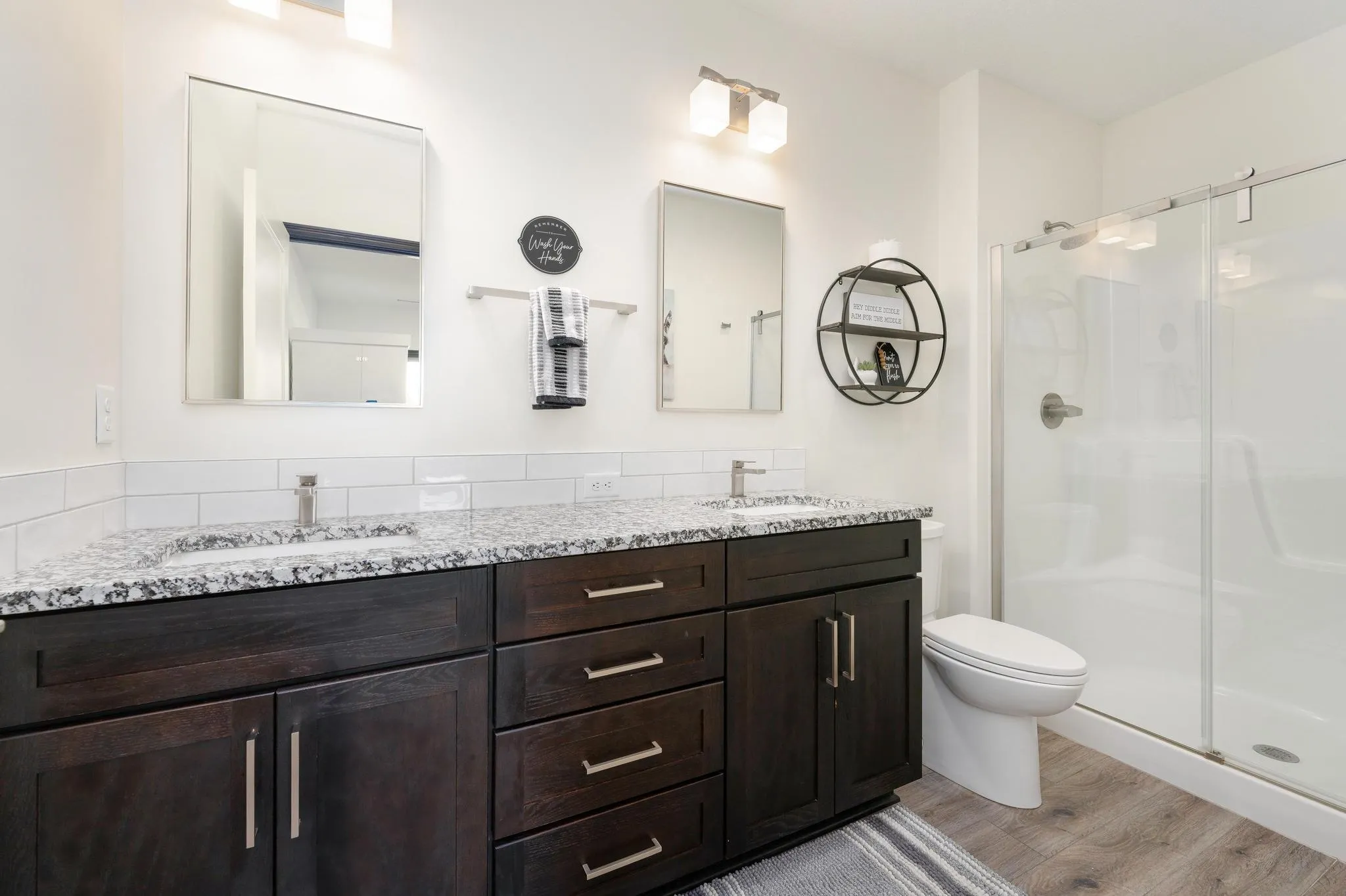 Derby, Kansas 67037, United States, 5 Bedrooms Bedrooms, ,3 BathroomsBathrooms,Residential,Pending,53773