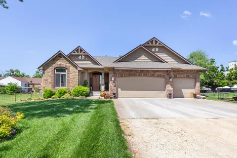227 McNair St, Halstead, KS 67056 - MLS#: 655295