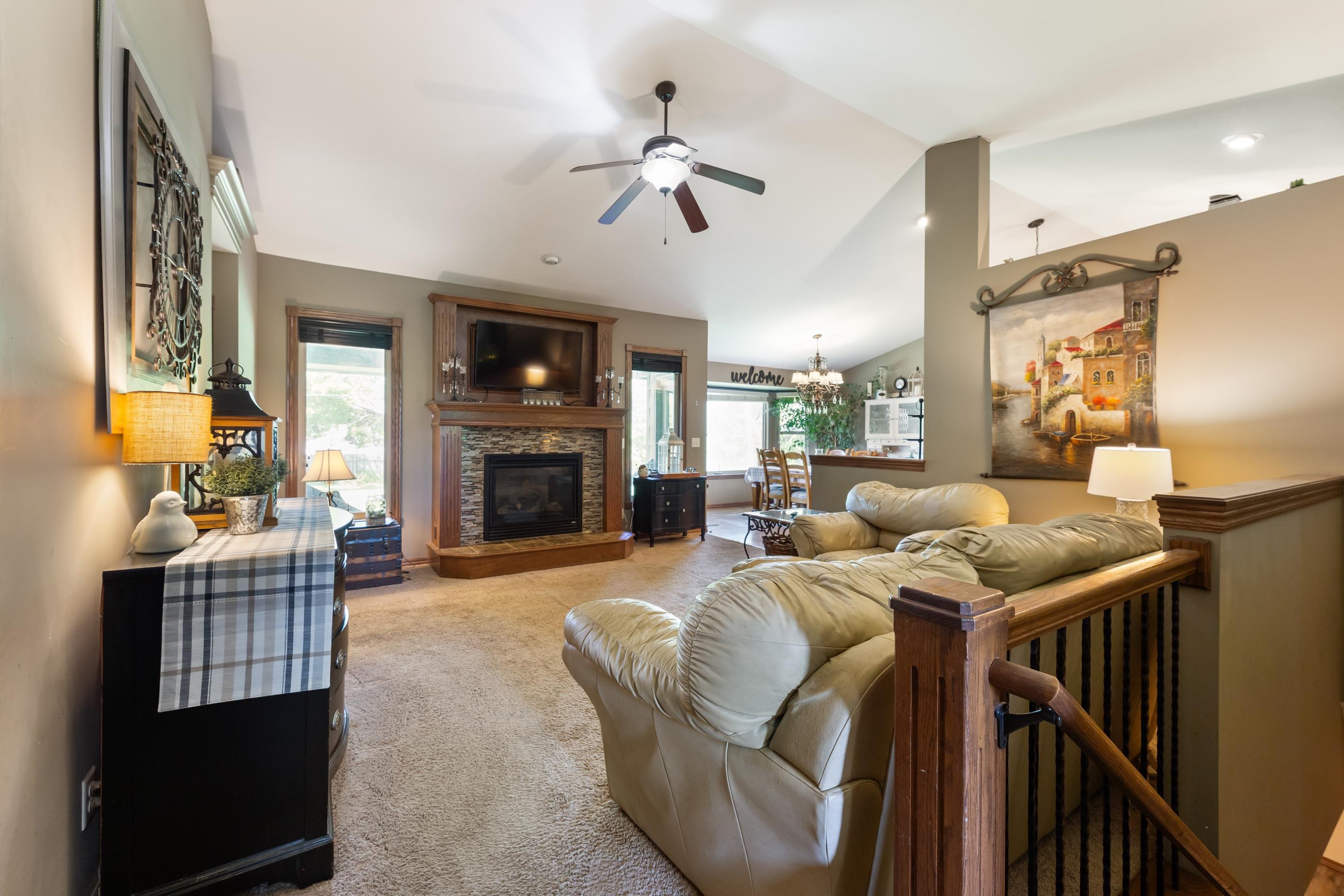 227 Mcnair St, Halstead, Kansas image 4