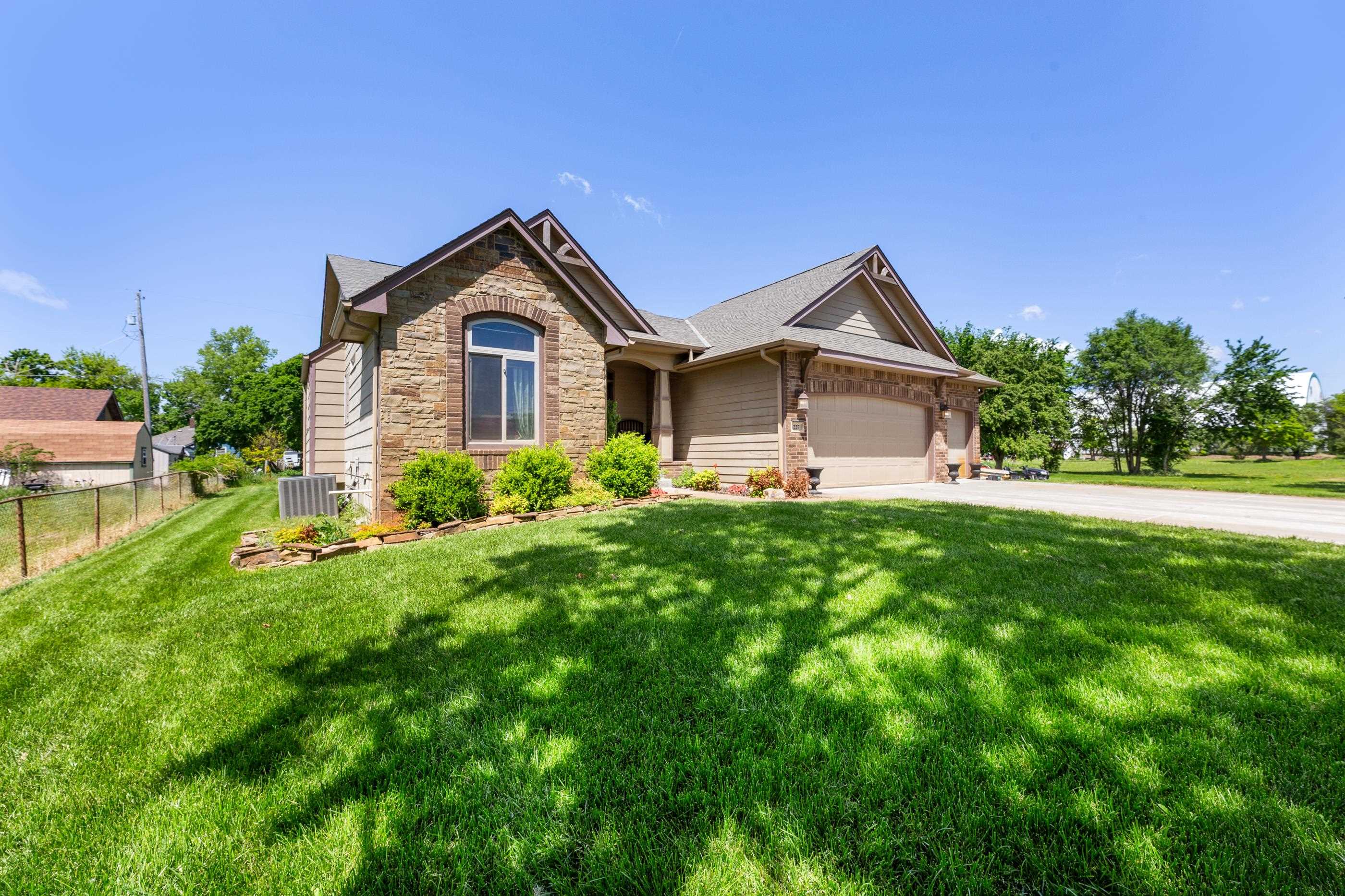 227 Mcnair St, Halstead, Kansas image 33