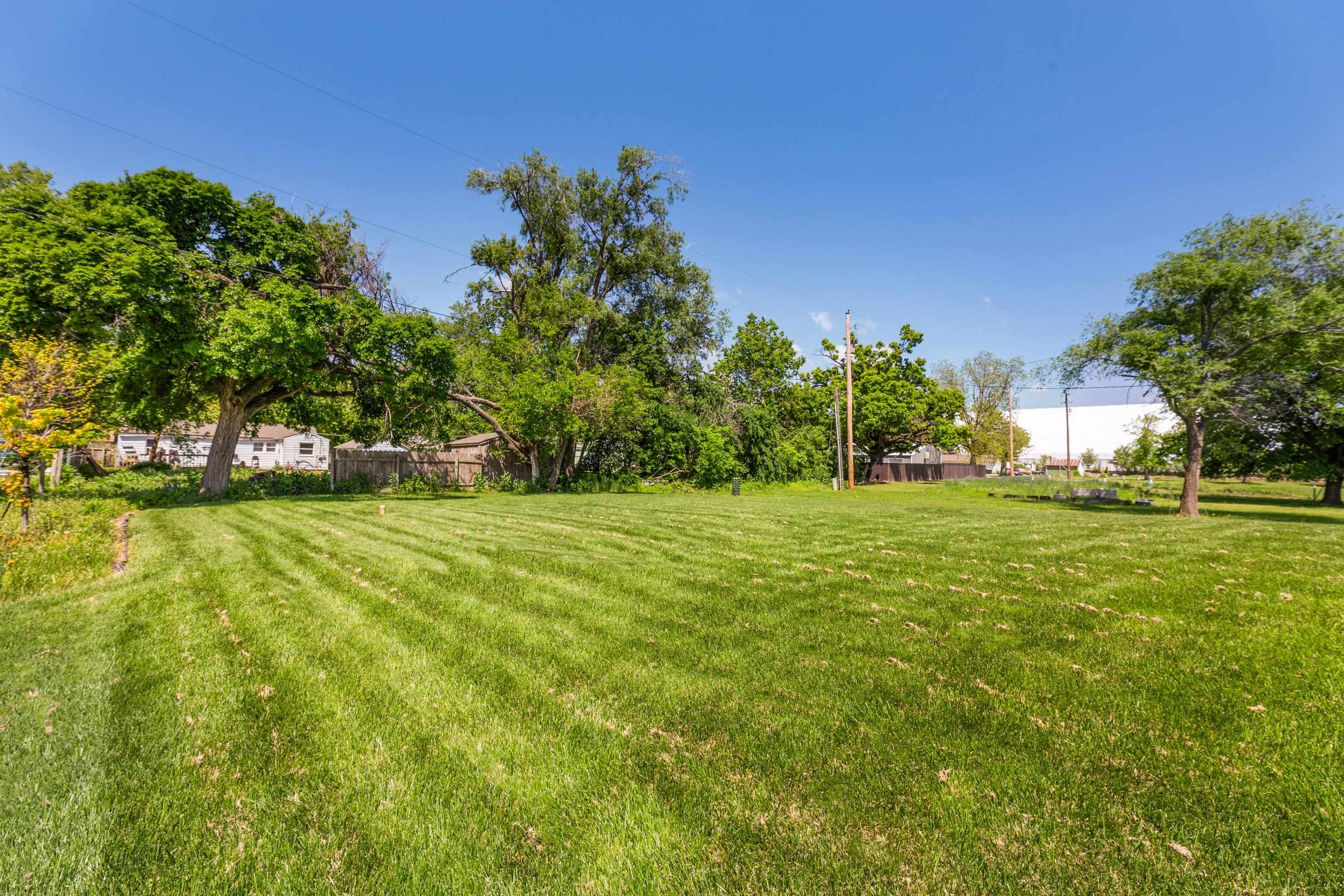 227 Mcnair St, Halstead, Kansas image 32
