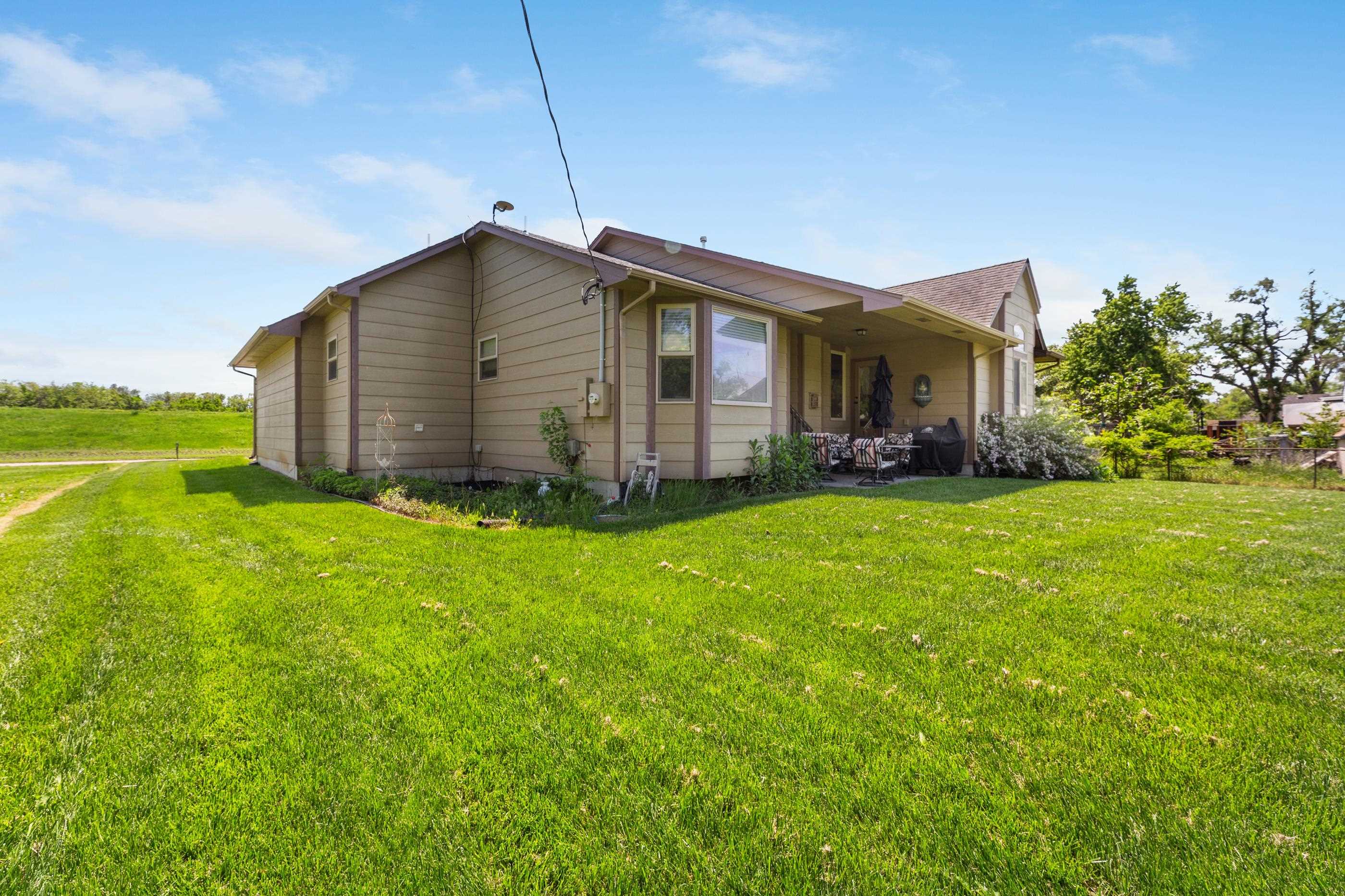 227 Mcnair St, Halstead, Kansas image 35