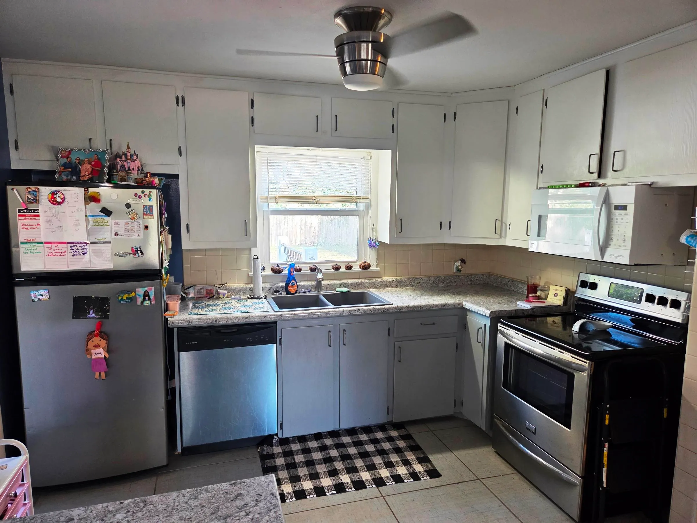 Wichita, Kansas 67203, United States, 2 Bedrooms Bedrooms, ,1 BathroomBathrooms,Residential,Active,241334