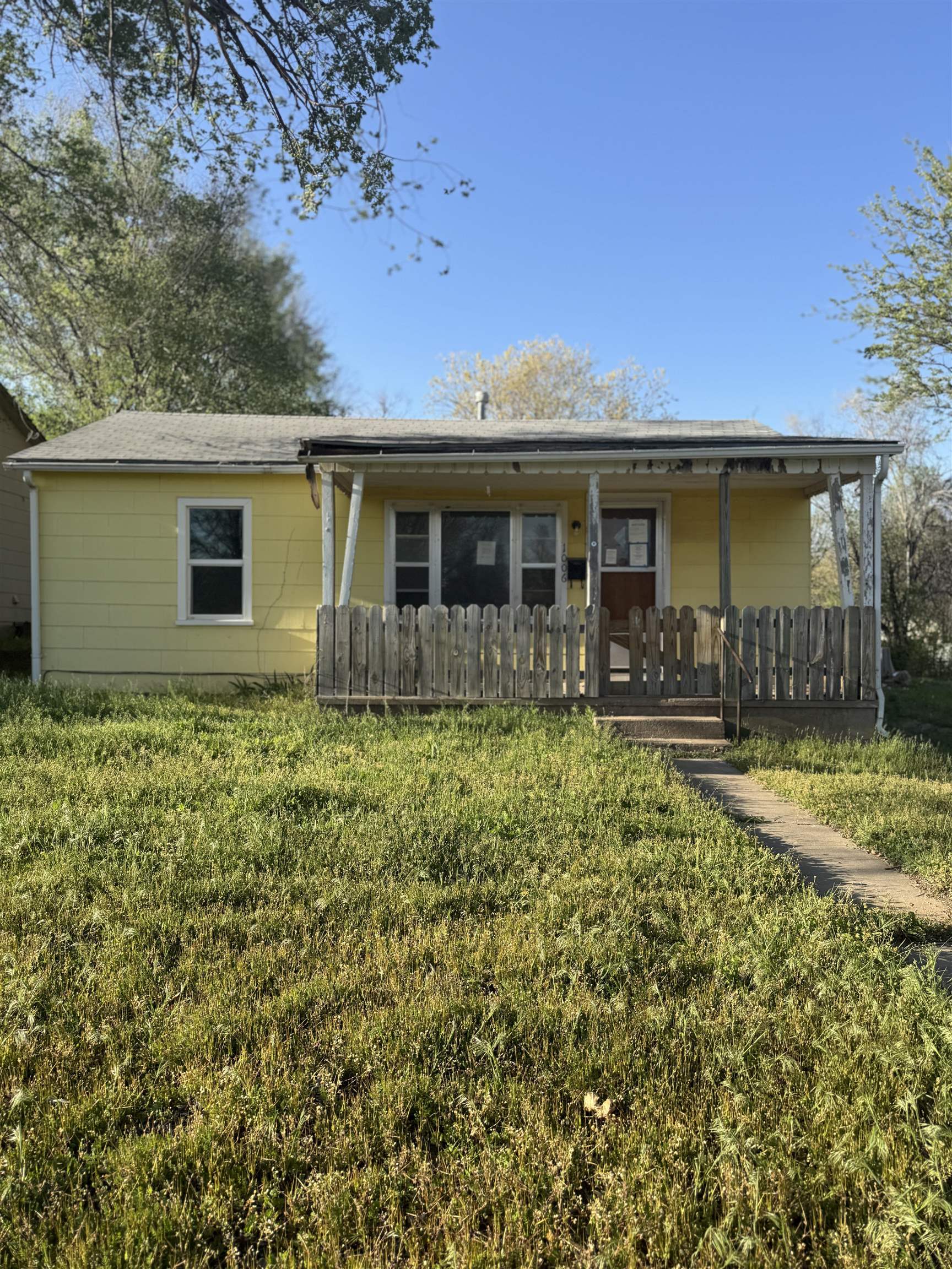 1006 W Elm Ave, Arkansas City, Kansas image 1
