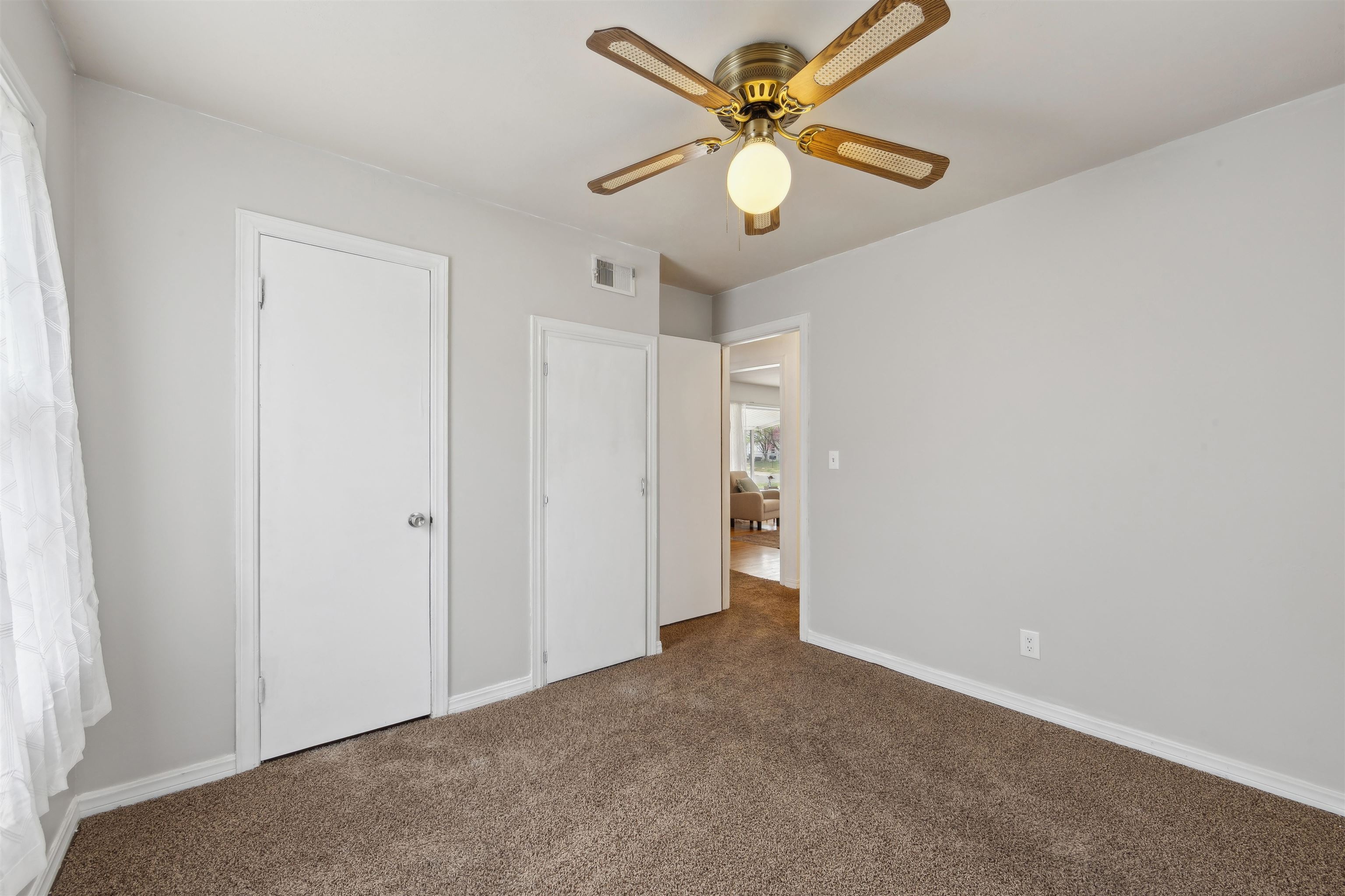 3020 S Vine St, Wichita, Kansas image 17