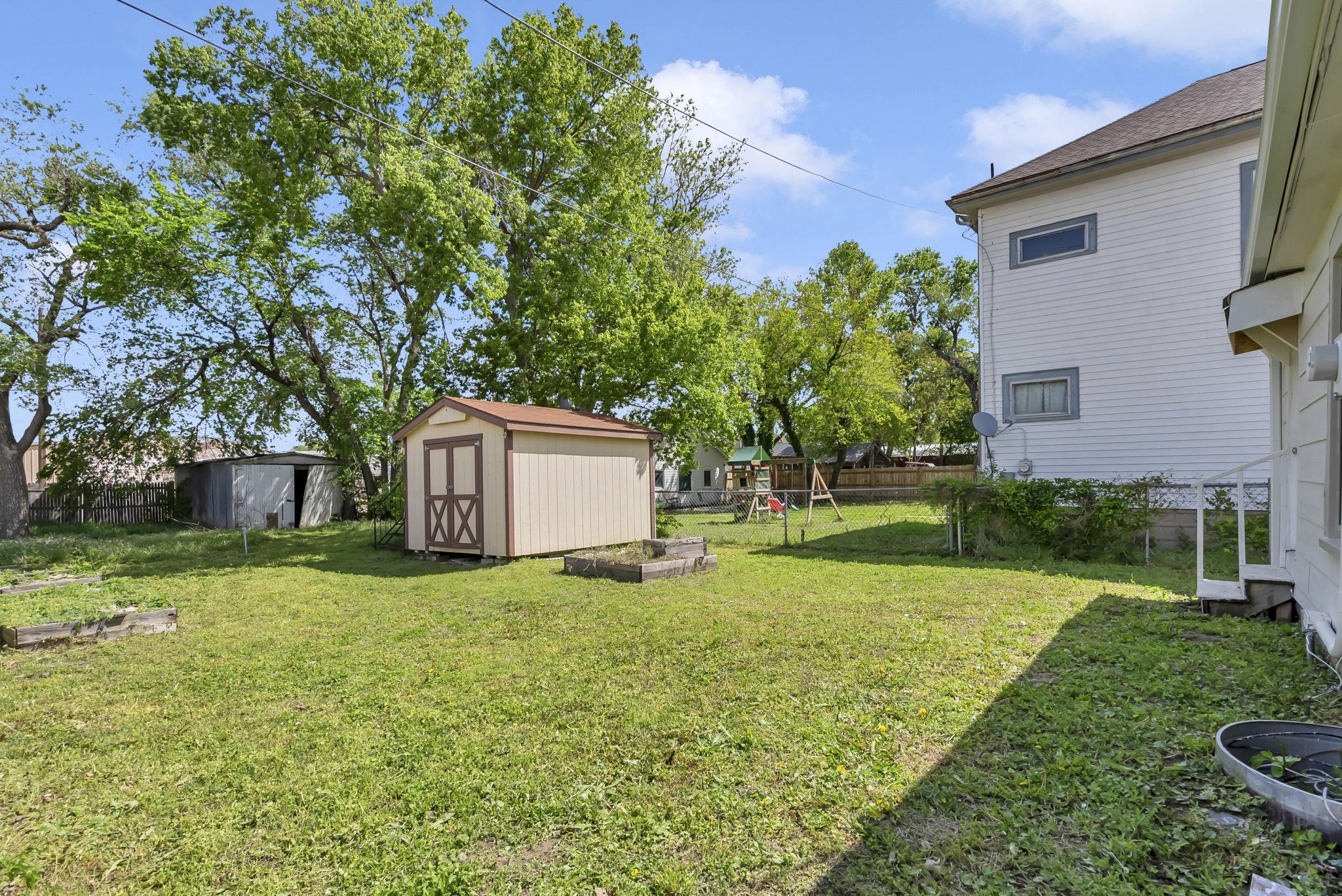 114 E 2nd St, Newton, Kansas image 30