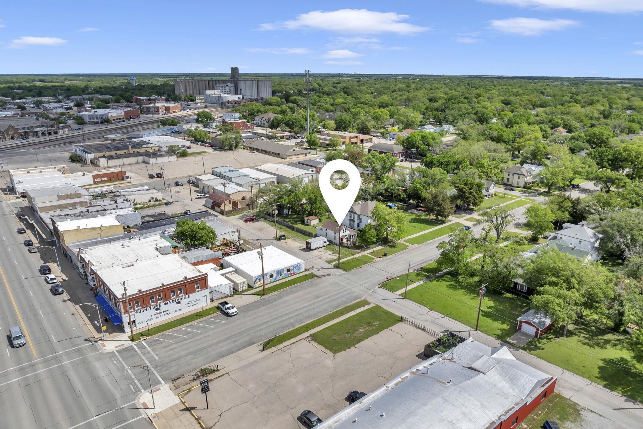 114 E 2nd St, Newton, Kansas image 29