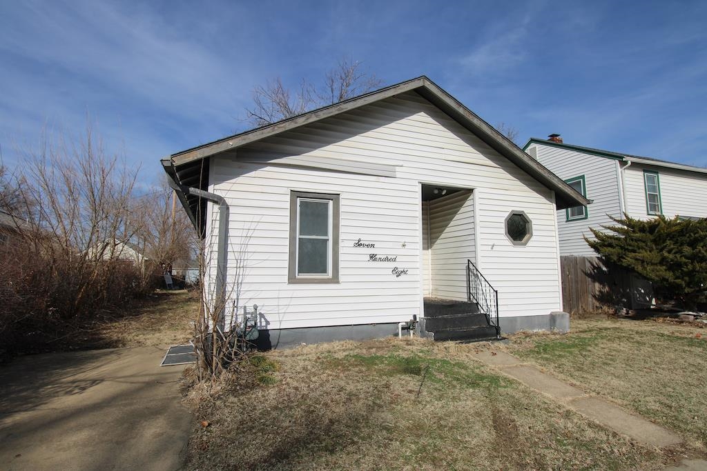 708 W Prescott Ave, Salina, Kansas image 1