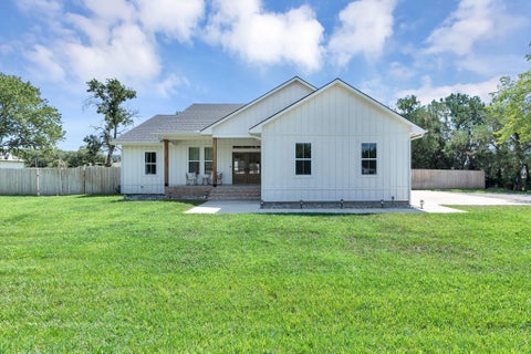 Homes For Sale - 413 S Cranmer St<br/> Sumner County, Conway Springs, KS 67031