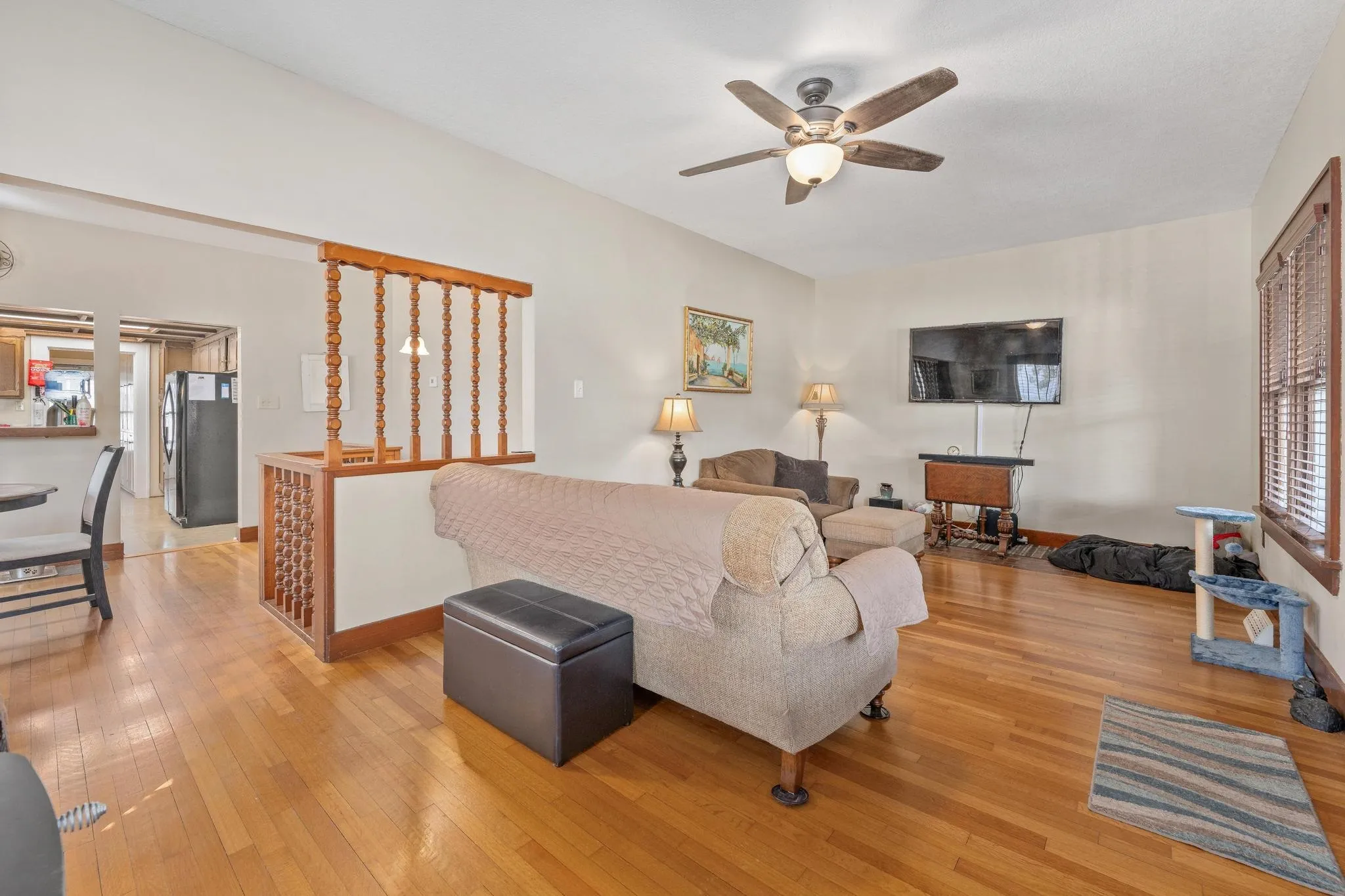 Wellington, Kansas 67152, United States, 3 Bedrooms Bedrooms, ,2 BathroomsBathrooms,Residential,Pending,222584