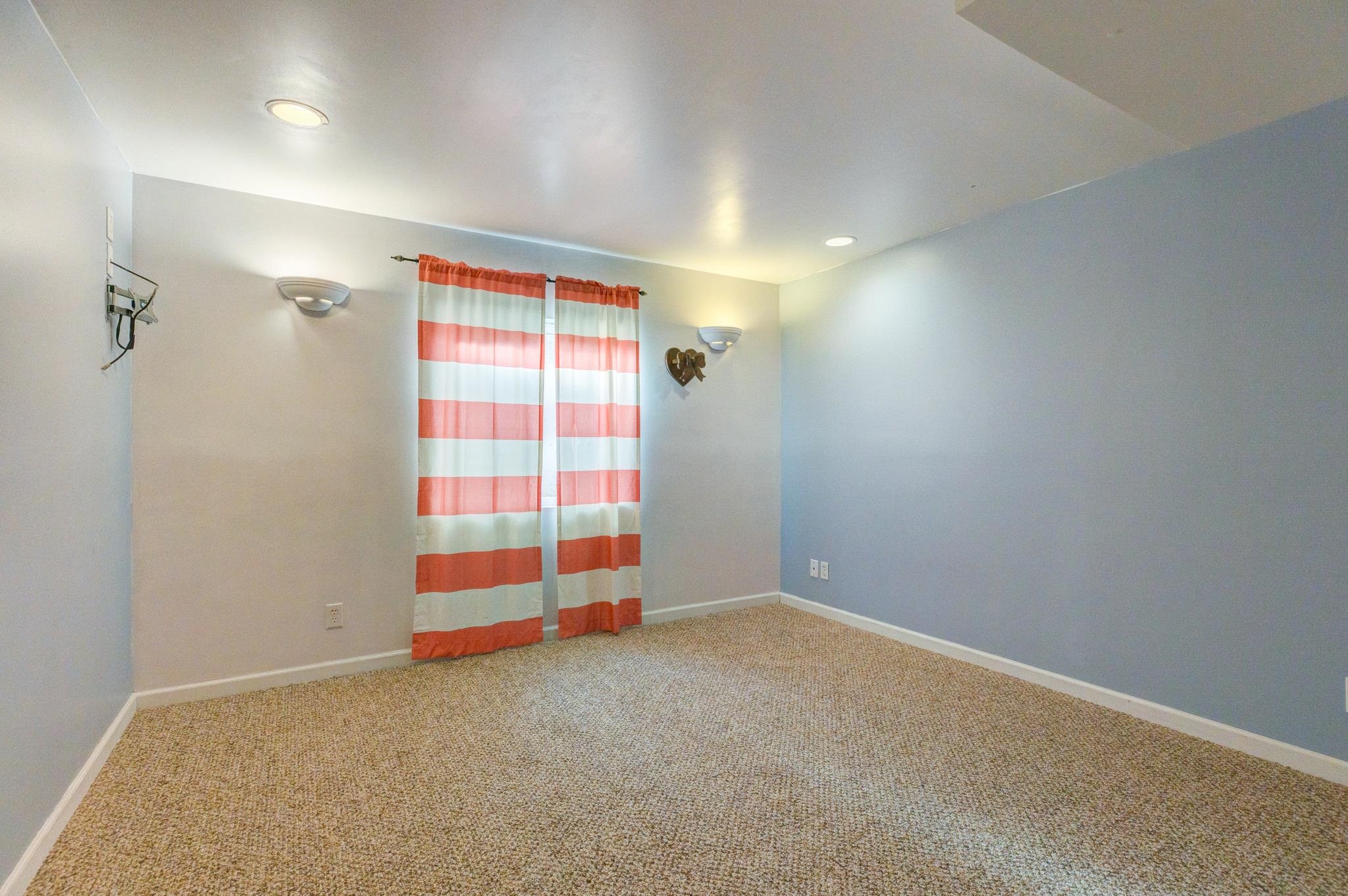 806 S Santa Fe Ave, Salina, Kansas image 29