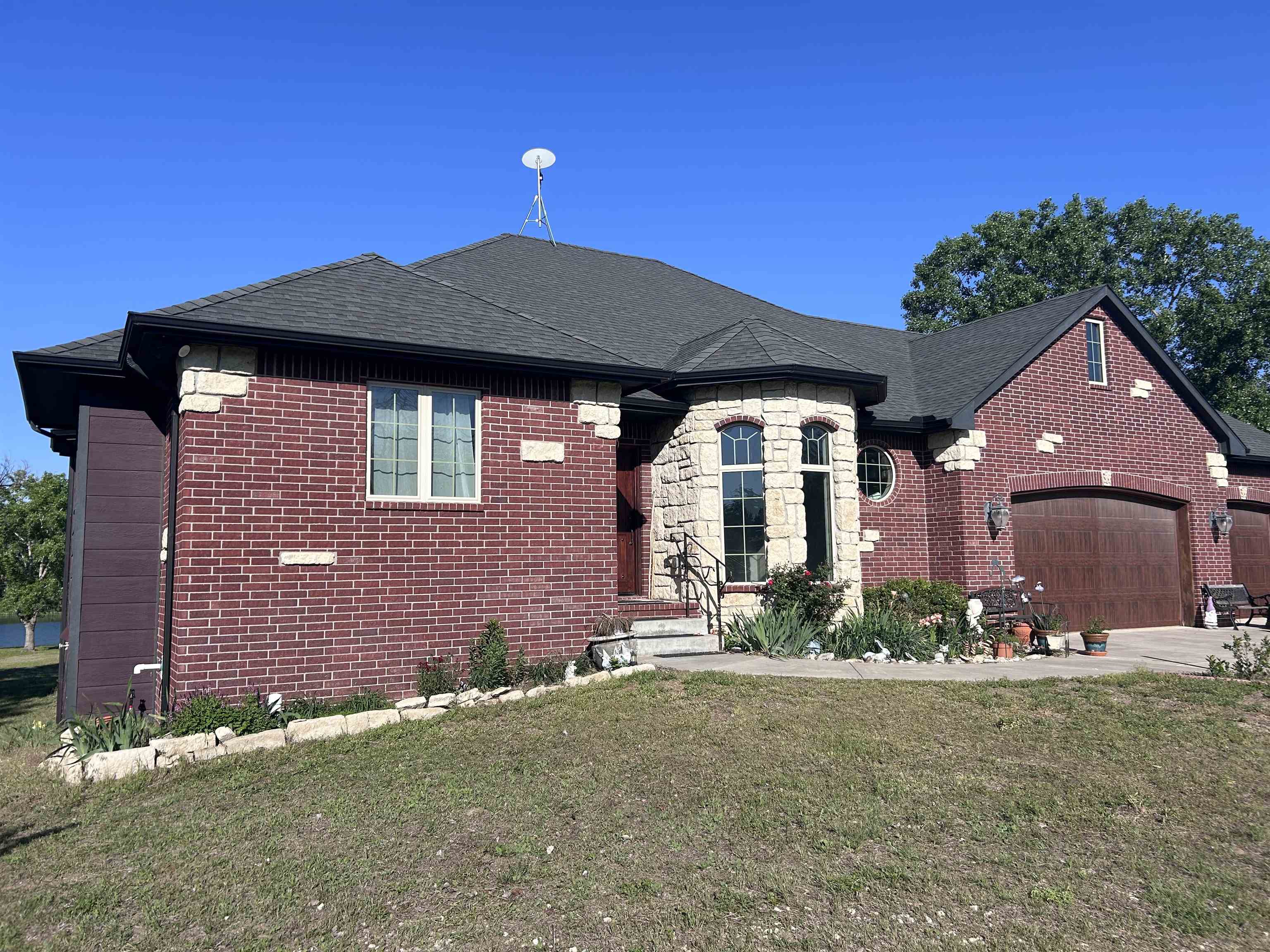 22015 W 101st St N St, Mount Hope, Kansas image 2