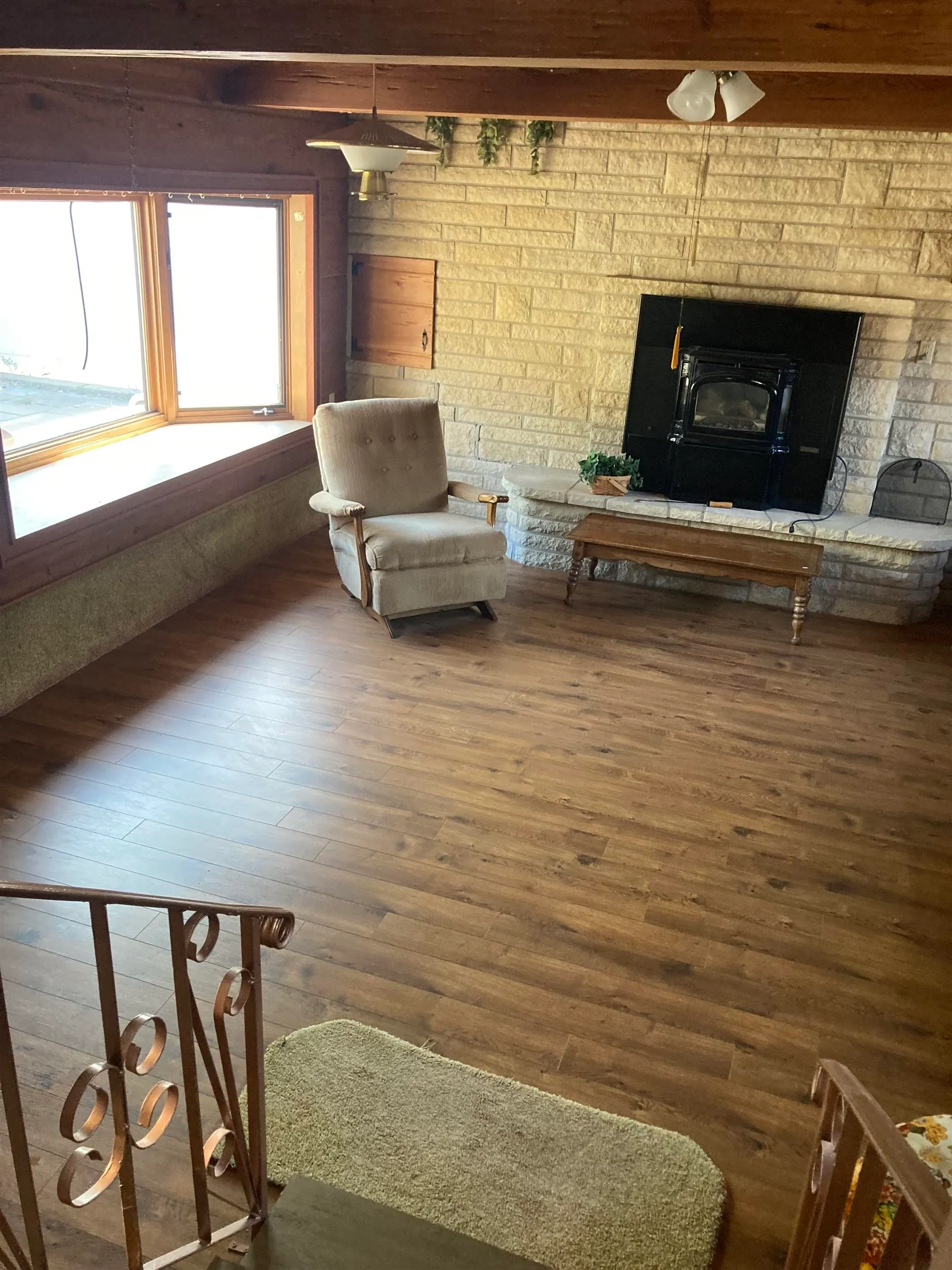Wellington, Kansas 67152, United States, 3 Bedrooms Bedrooms, ,2 BathroomsBathrooms,Residential,Pending,142246
