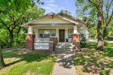 Homes For Sale - 129 N Locust Street<br/> Marion, KS 66861