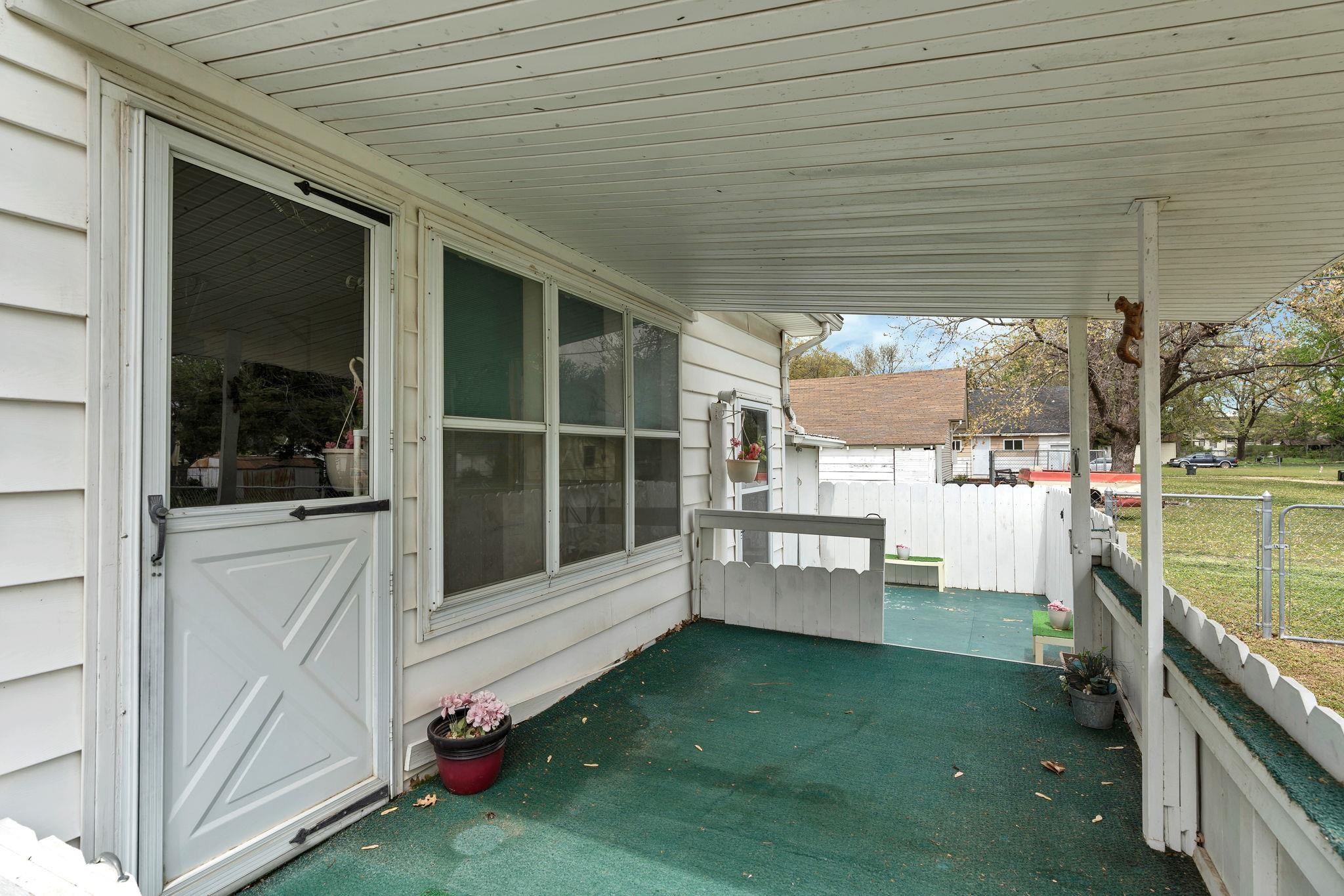 208 N Michigan St, Oxford, Kansas image 30