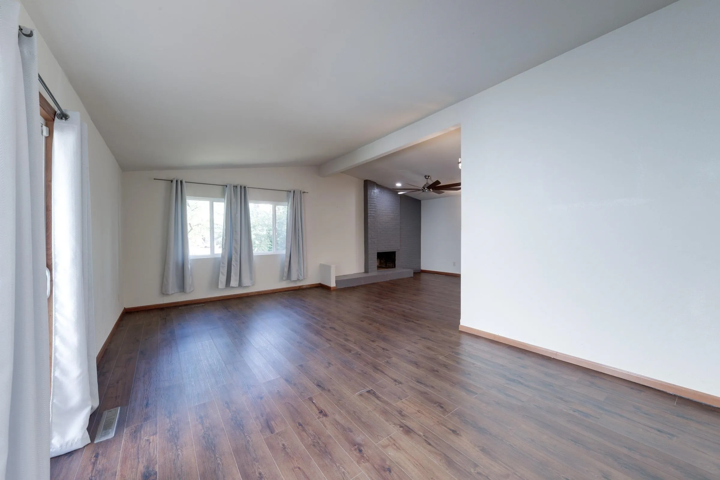 Wichita, Kansas 67220, United States, 3 Bedrooms Bedrooms, ,2 BathroomsBathrooms,Residential,Active,221620