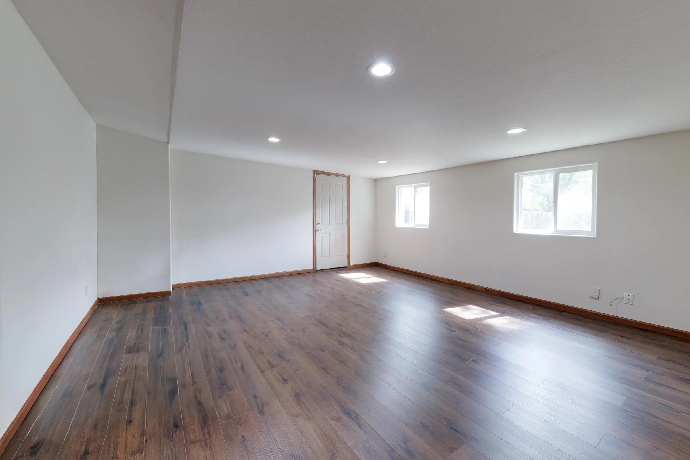 Wichita, Kansas 67220, United States, 3 Bedrooms Bedrooms, ,2 BathroomsBathrooms,Residential,Active,221620