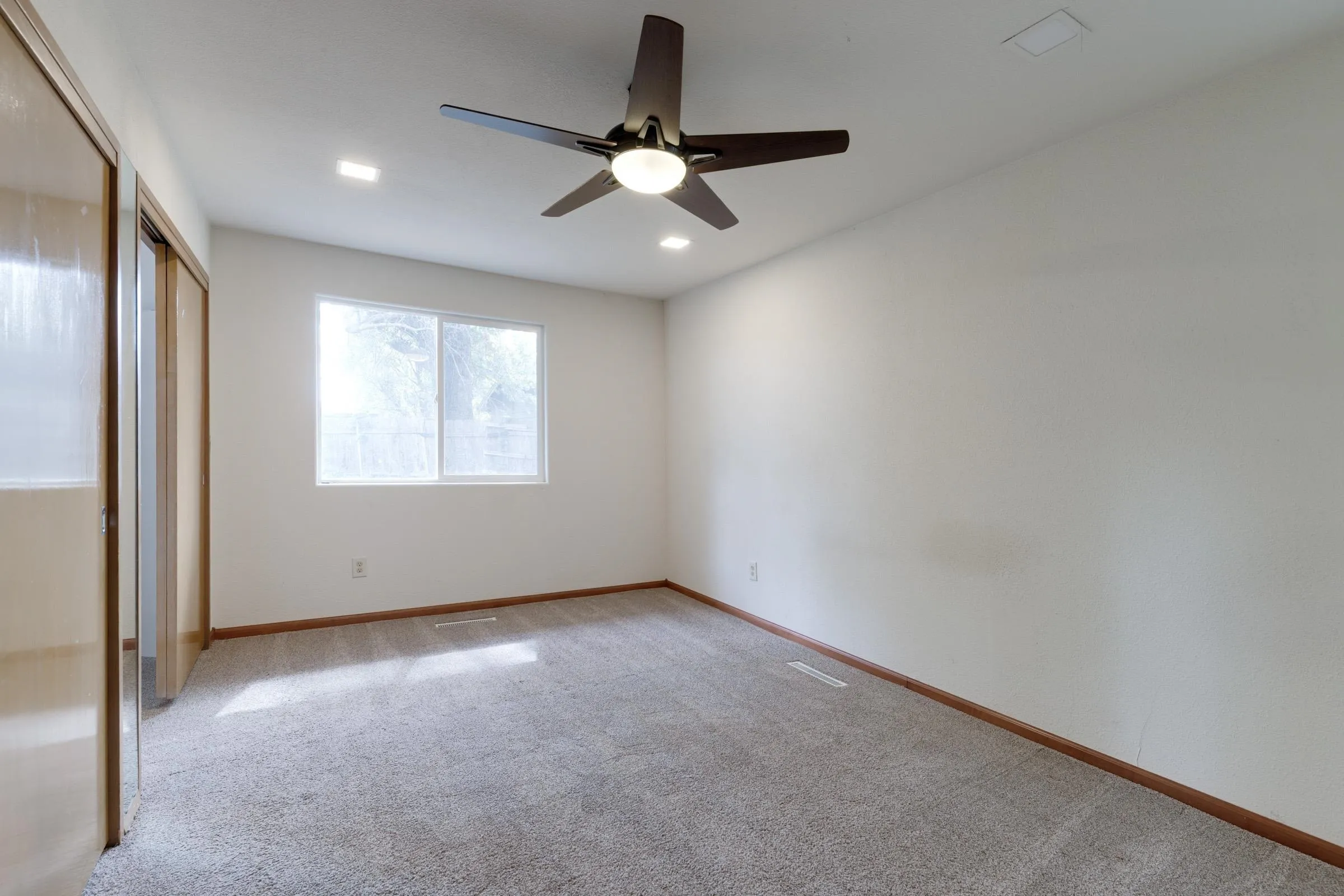 Wichita, Kansas 67220, United States, 3 Bedrooms Bedrooms, ,2 BathroomsBathrooms,Residential,Active,221620