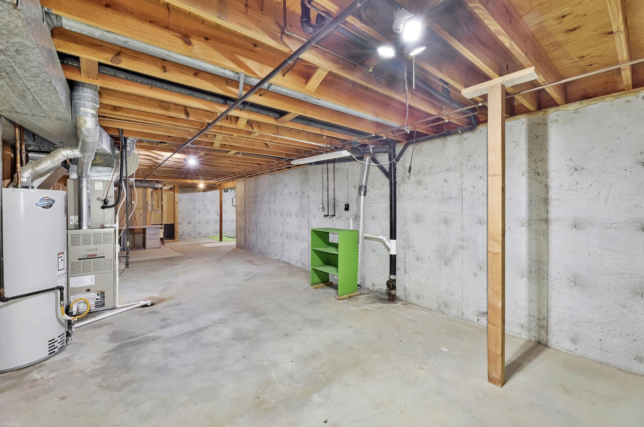 Wichita, Kansas 67212, United States, 3 Bedrooms Bedrooms, ,6 BathroomsBathrooms,Residential,Pending,52414