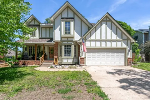 1536 S Creekside Ln, Wichita, KS MLS: 655279