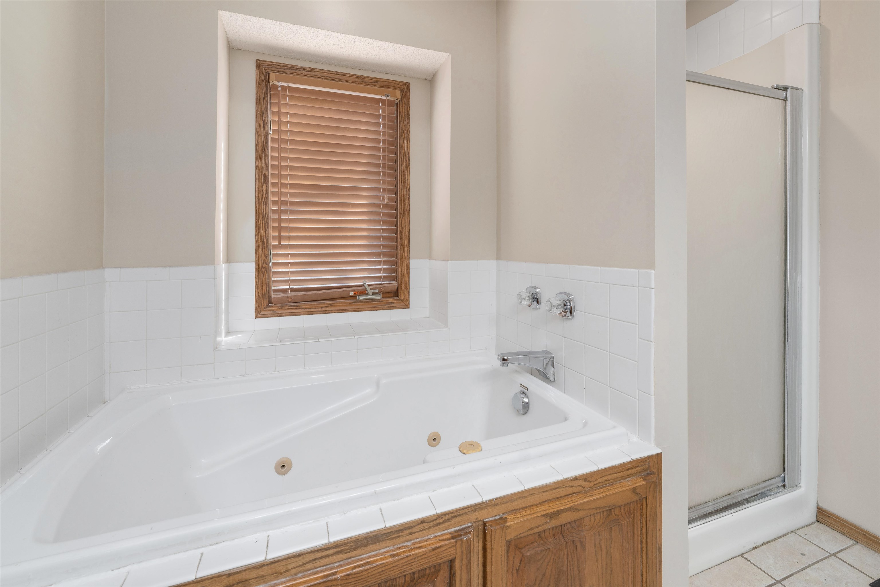 1406 E Meadow Ridge Ct, Derby, Kansas image 20